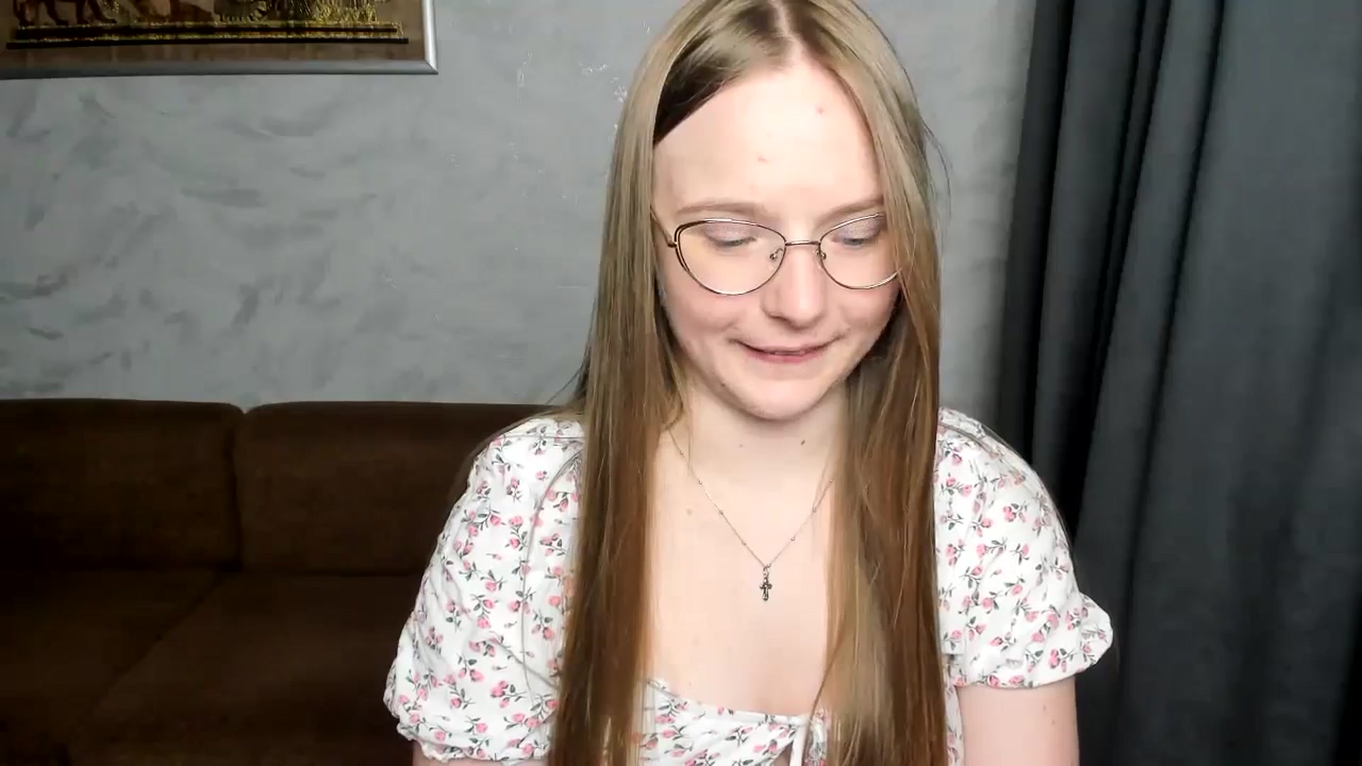 Gallery image thumbnail from Shy_Melany's myfreecams stream on, 08/04/2024, 20:51 image 3 of 20