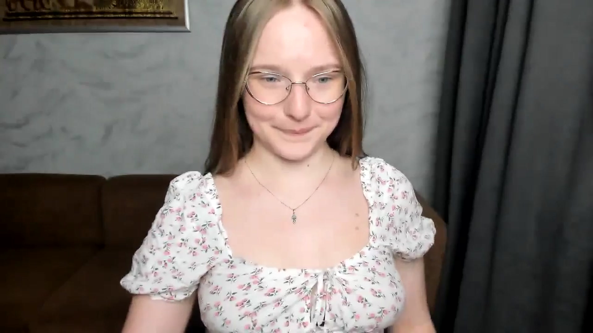Gallery image thumbnail from Shy_Melany's myfreecams stream on, 08/04/2024, 20:51 image 14 of 20