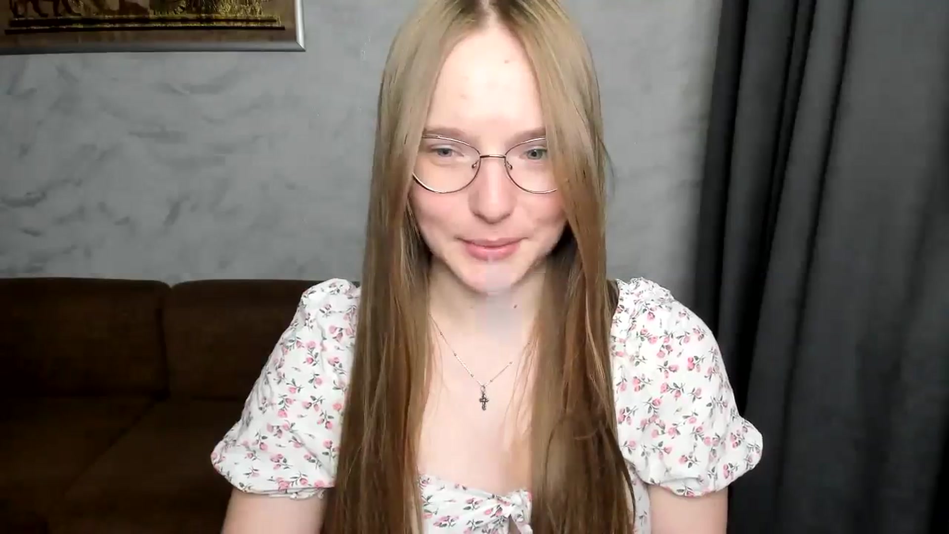 Gallery image thumbnail from Shy_Melany's myfreecams stream on, 08/04/2024, 23:09 image 6 of 20