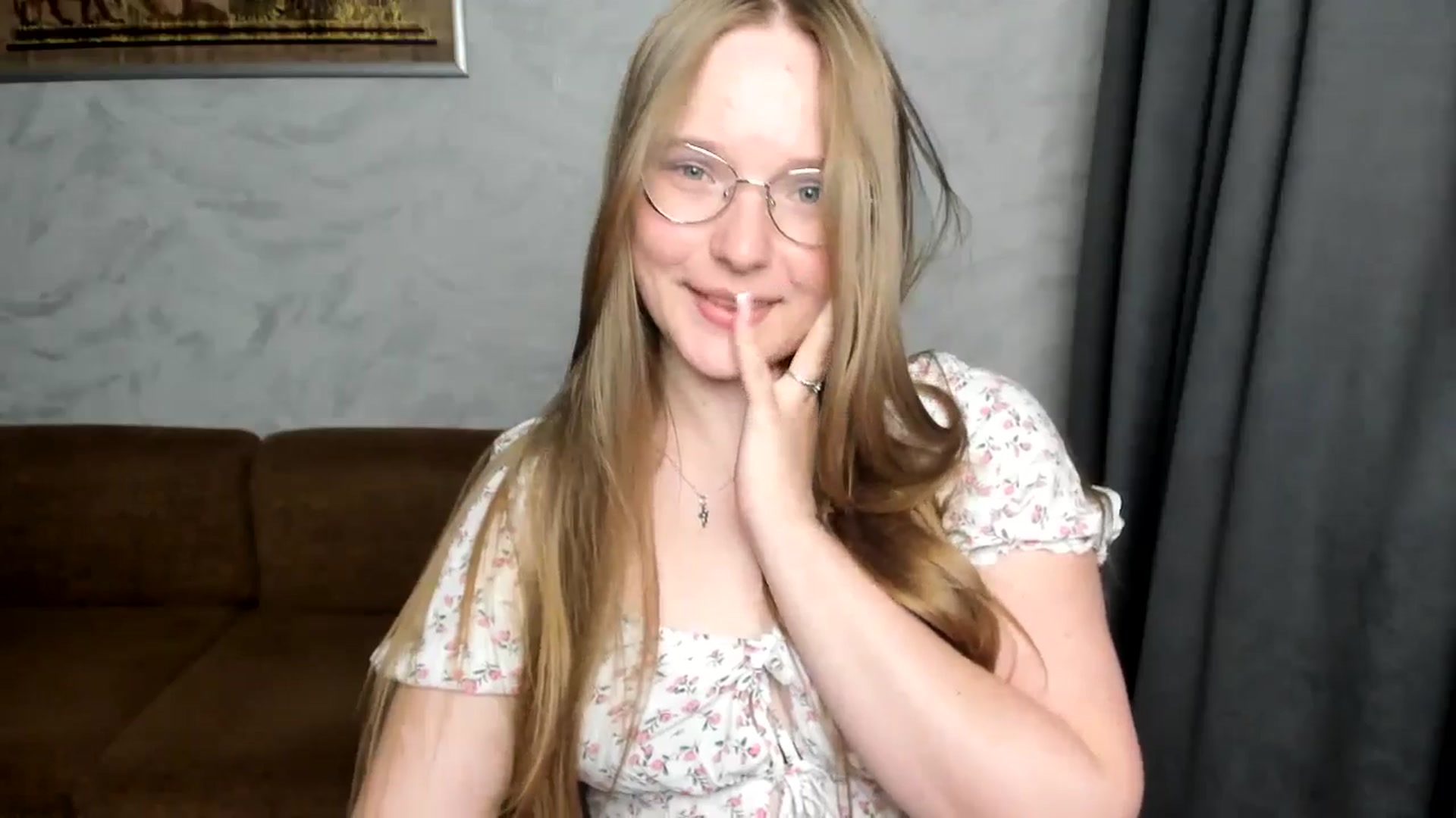 Gallery image thumbnail from Shy_Melany's myfreecams stream on, 08/04/2024, 23:09 image 17 of 20