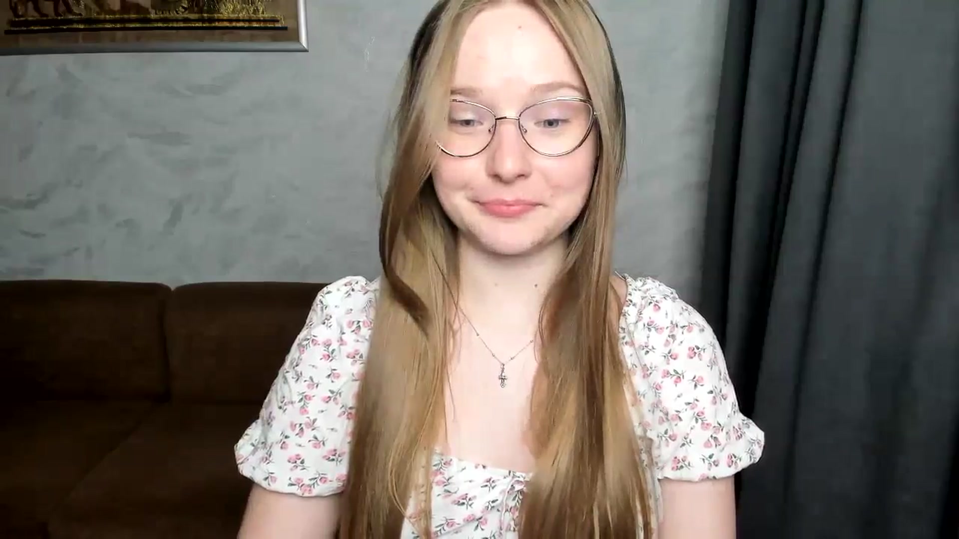 Gallery image thumbnail from Shy_Melany's myfreecams stream on, 08/05/2024, 01:00 image 18 of 20