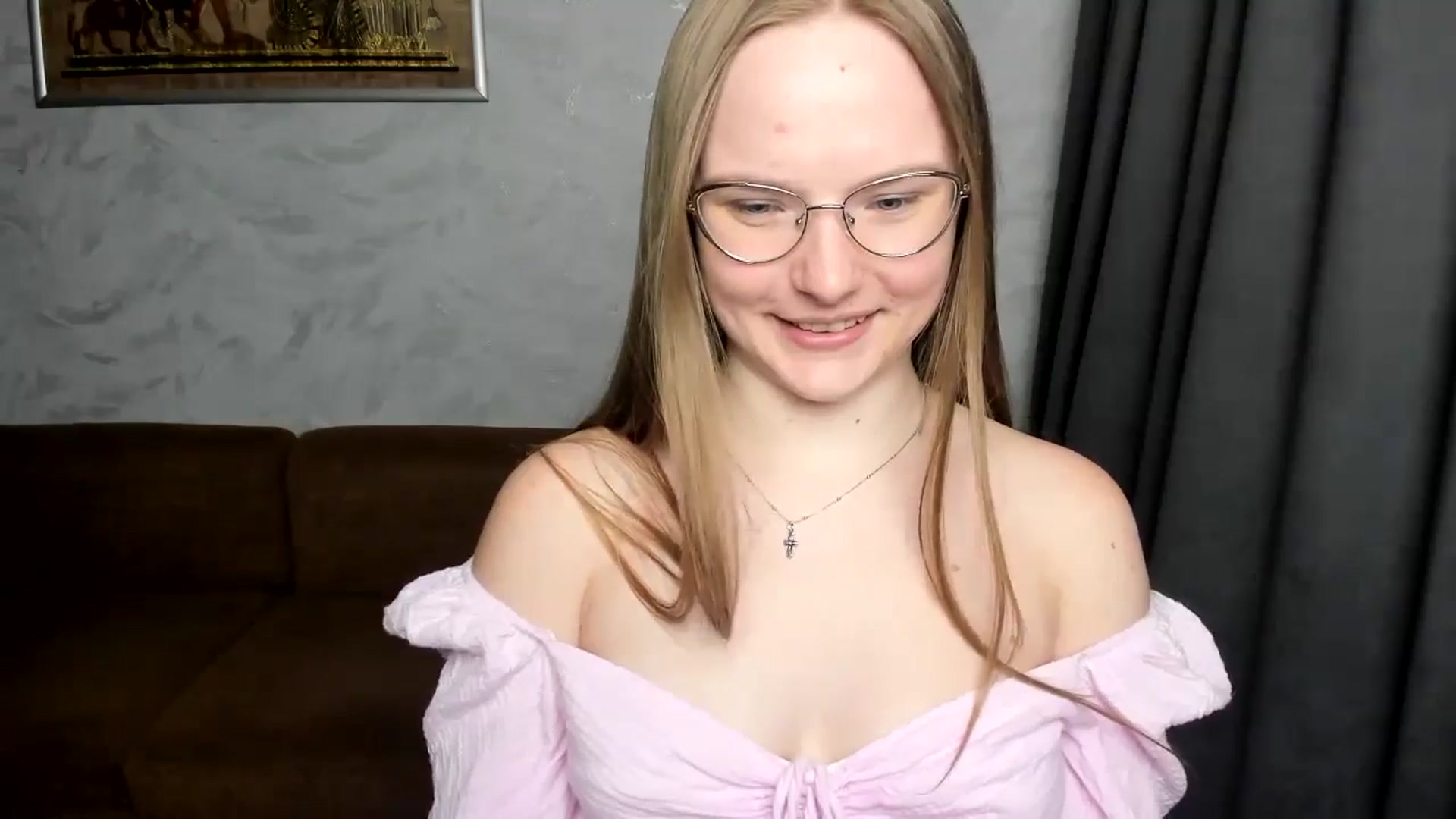 Gallery image thumbnail from Shy_Melany's myfreecams stream on, 08/06/2024, 14:38 image 9 of 20