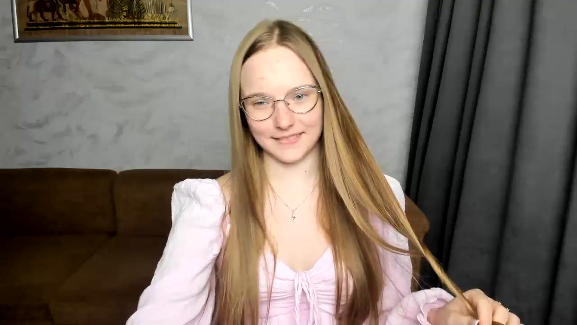Gallery image thumbnail from Shy_Melany's myfreecams stream on, 08/06/2024, 14:38 image 8 of 20