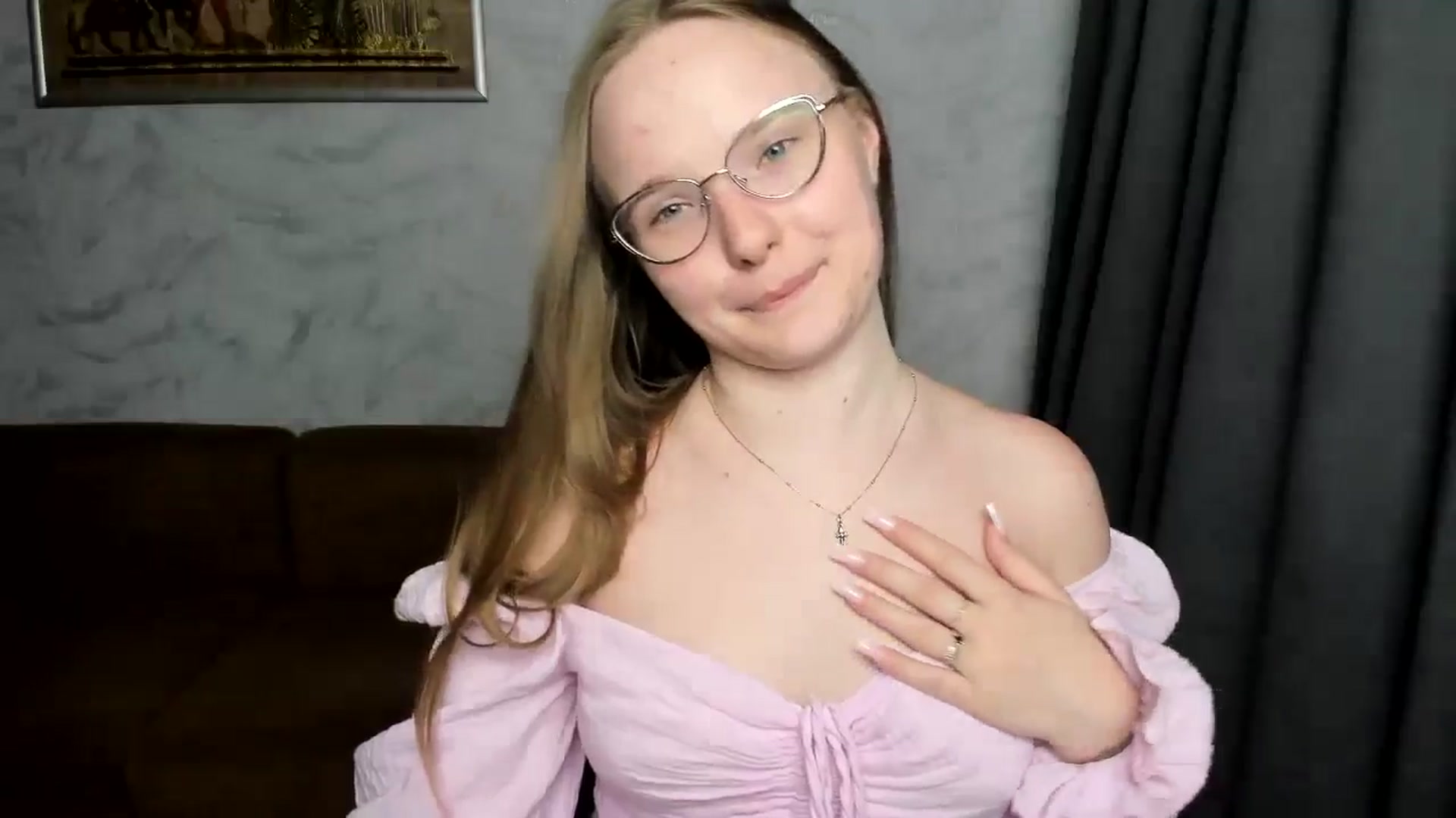 Gallery image thumbnail from Shy_Melany's myfreecams stream on, 08/06/2024, 14:38 image 12 of 20