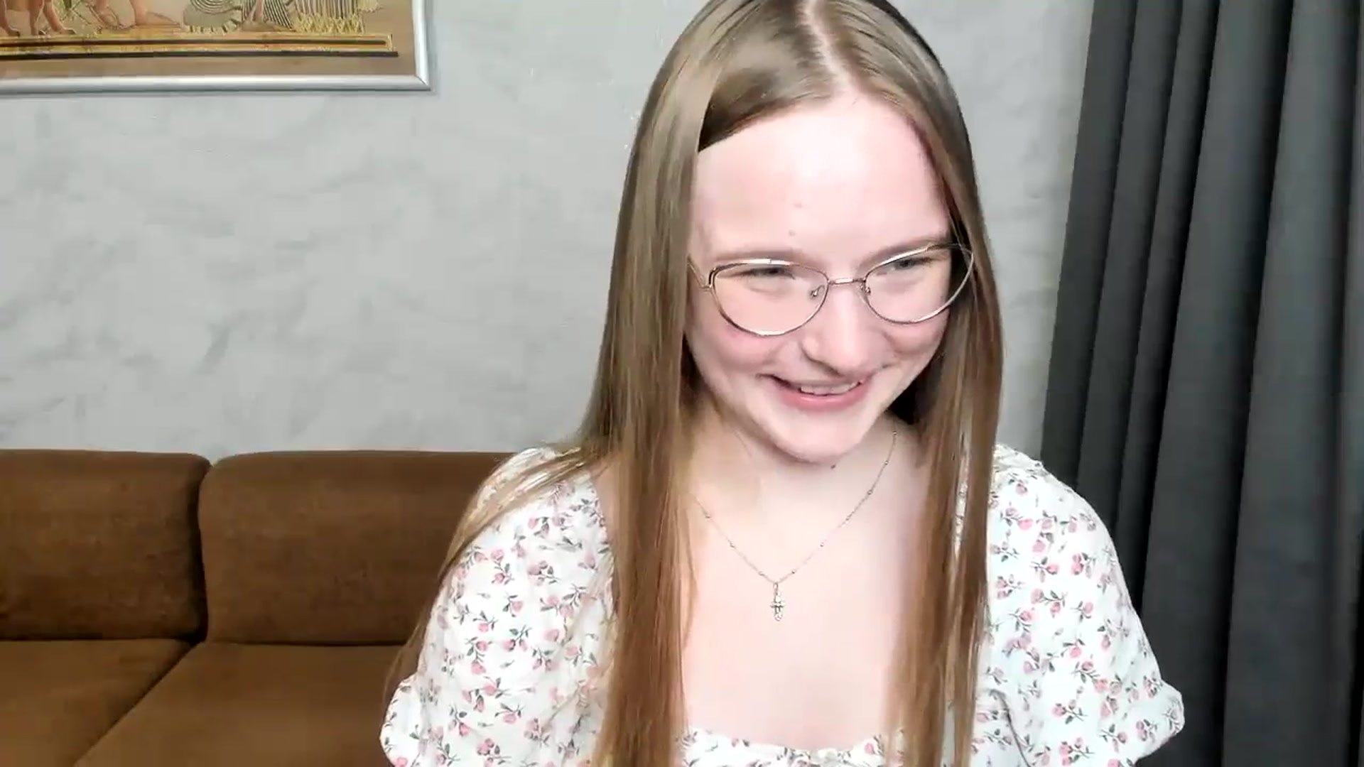 Gallery image thumbnail from Shy_Melany's myfreecams stream on, 08/07/2024, 19:36 image 8 of 20