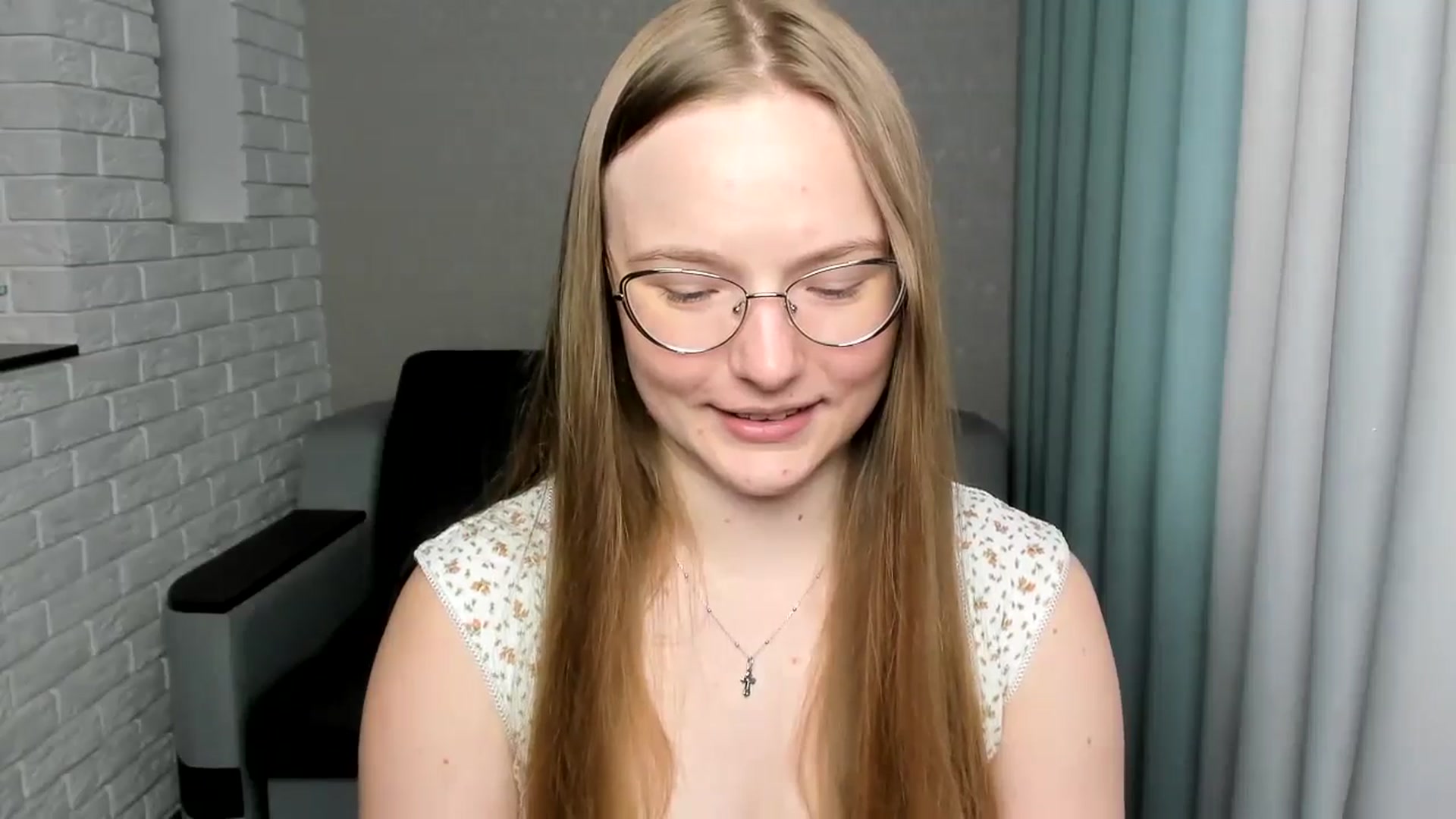 Gallery image thumbnail from Shy_Melany's myfreecams stream on, 08/21/2024, 13:42 image 12 of 20