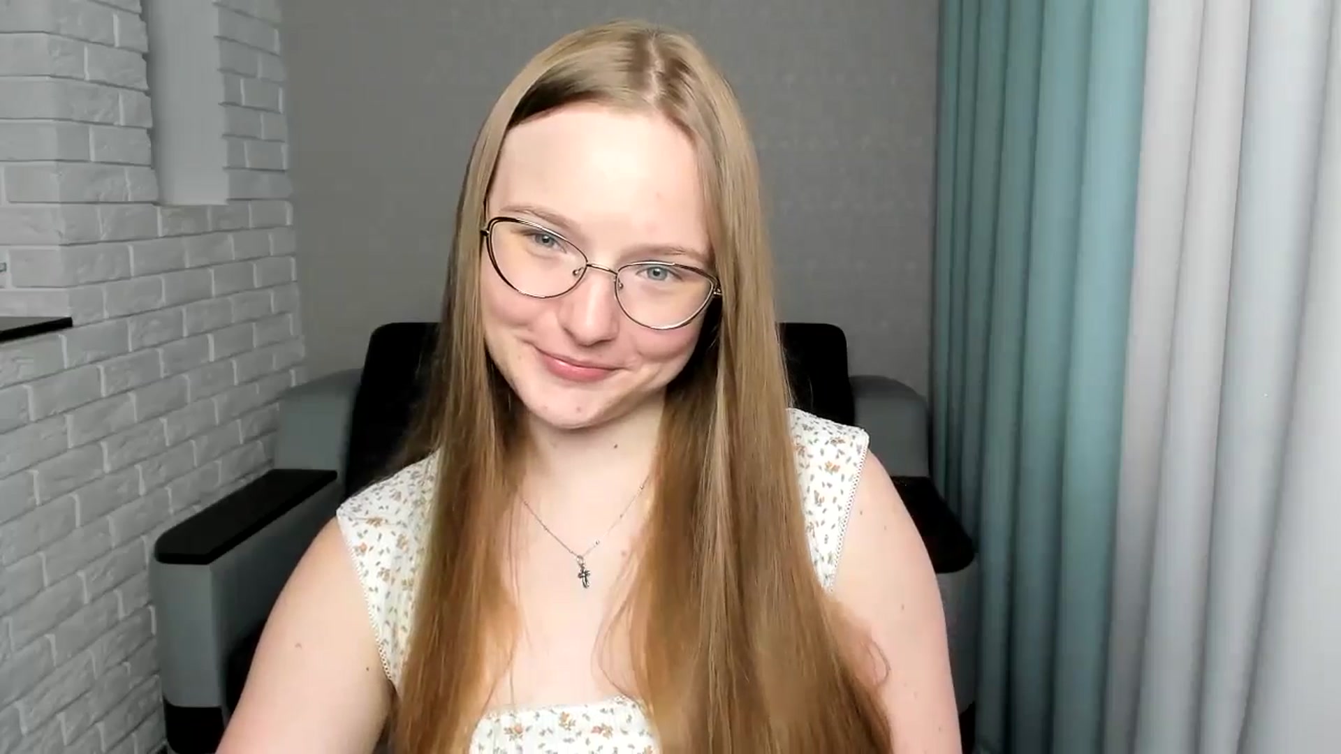 Gallery image thumbnail from Shy_Melany's myfreecams stream on, 08/21/2024, 13:42 image 14 of 20