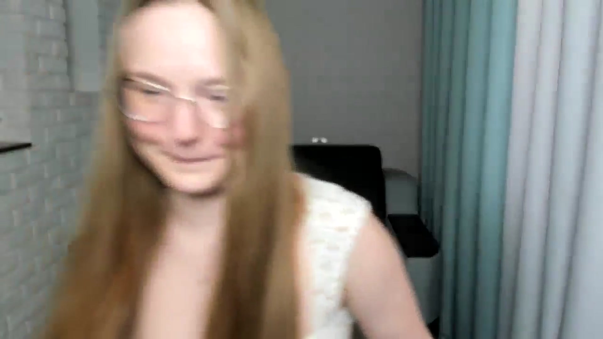 Gallery image thumbnail from Shy_Melany's myfreecams stream on, 08/21/2024, 13:42 image 18 of 20