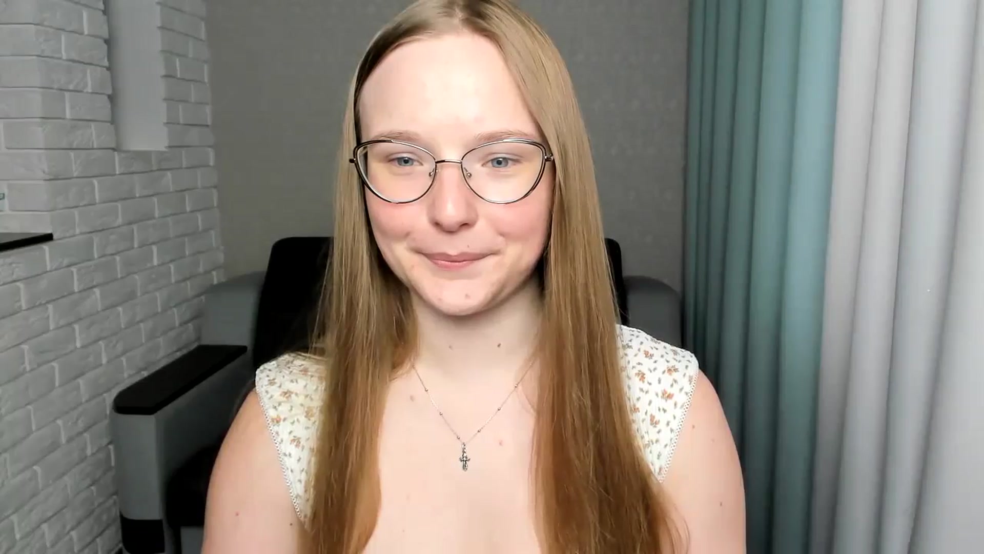 Gallery image thumbnail from Shy_Melany's myfreecams stream on, 08/21/2024, 13:42 image 8 of 20