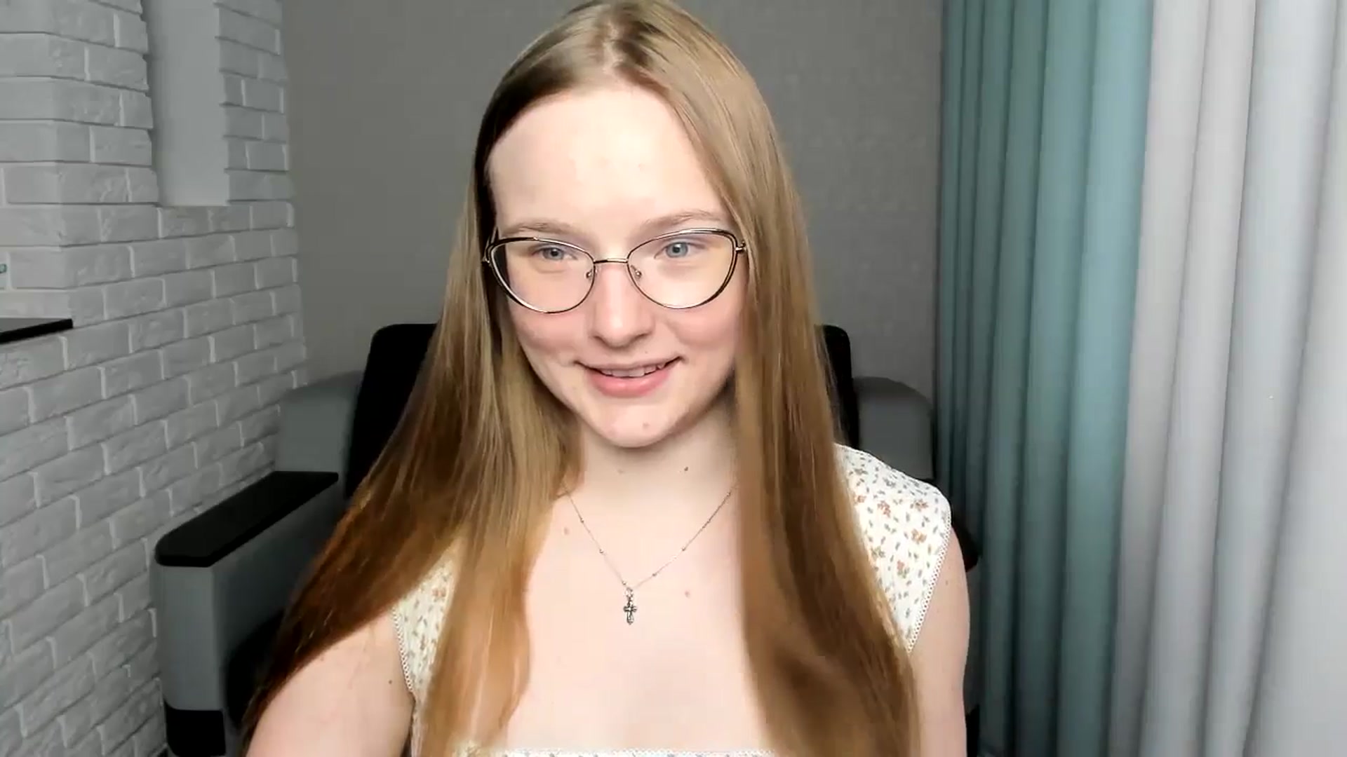 Gallery image thumbnail from Shy_Melany's myfreecams stream on, 08/21/2024, 13:42 image 6 of 20