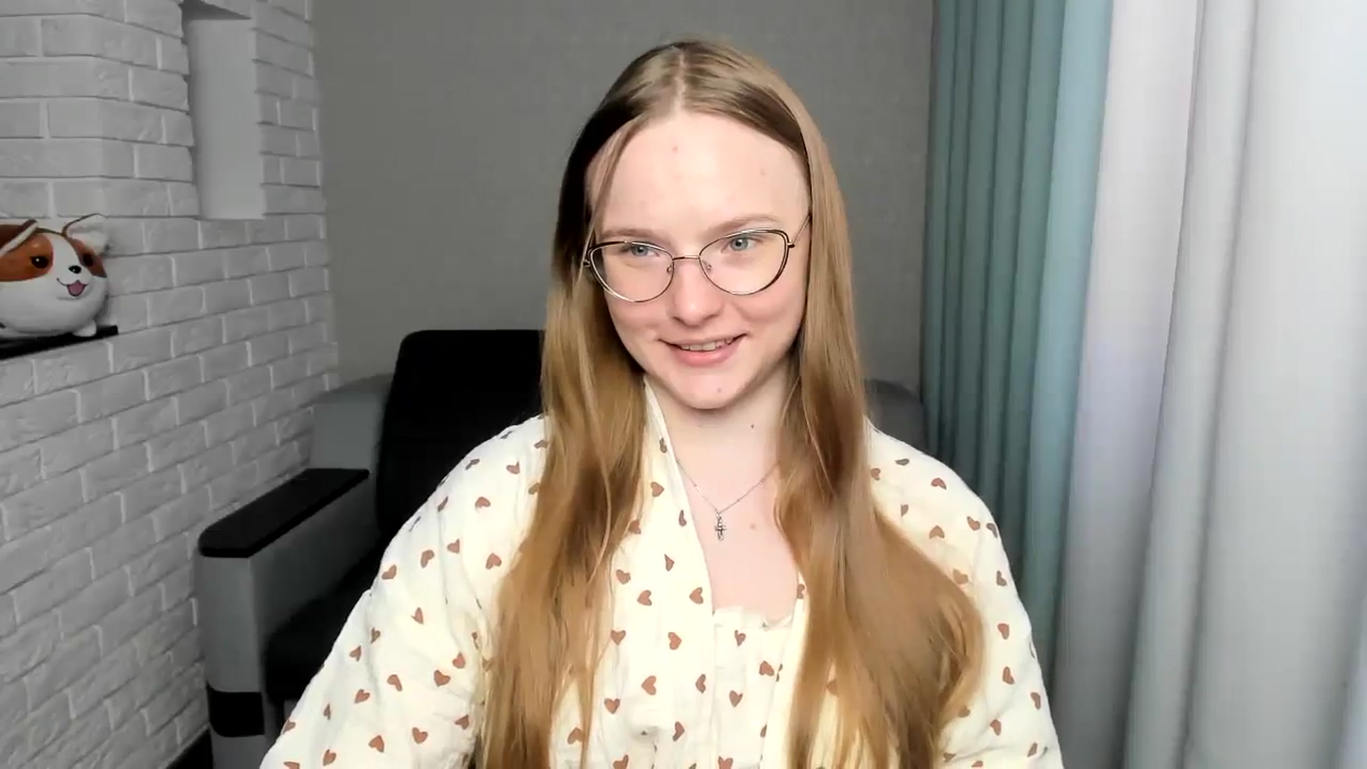 Gallery image thumbnail from Shy_Melany's myfreecams stream on, 08/23/2024, 14:45 image 9 of 20