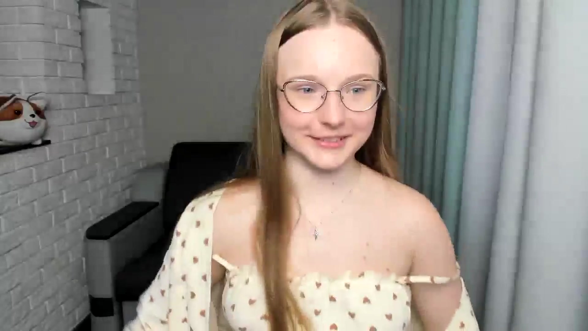 Gallery image thumbnail from Shy_Melany's myfreecams stream on, 08/23/2024, 16:12 image 16 of 20