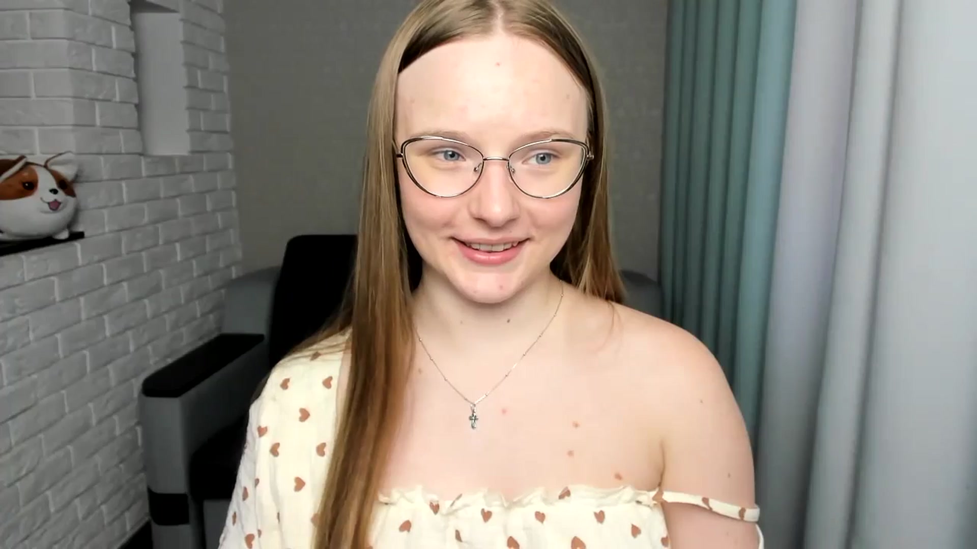 Gallery image thumbnail from Shy_Melany's myfreecams stream on, 08/23/2024, 16:12 image 15 of 20