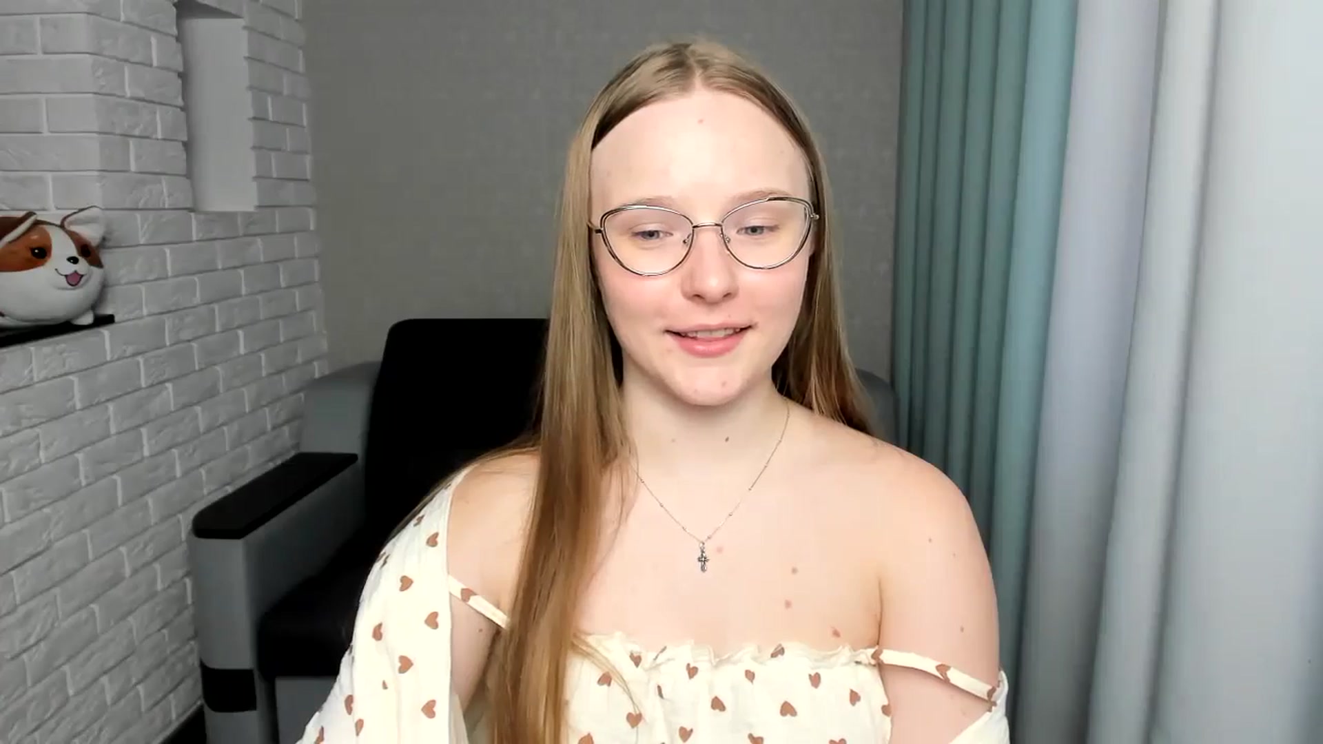 Gallery image thumbnail from Shy_Melany's myfreecams stream on, 08/23/2024, 16:12 image 17 of 20