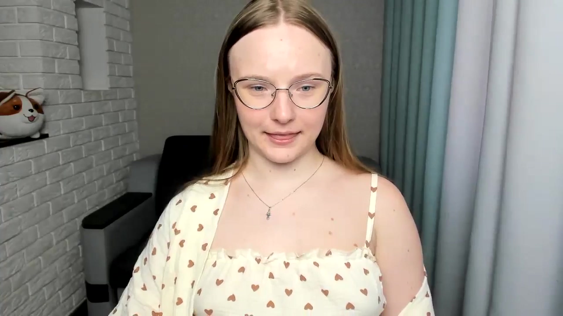 Gallery image thumbnail from Shy_Melany's myfreecams stream on, 08/23/2024, 16:12 image 9 of 20