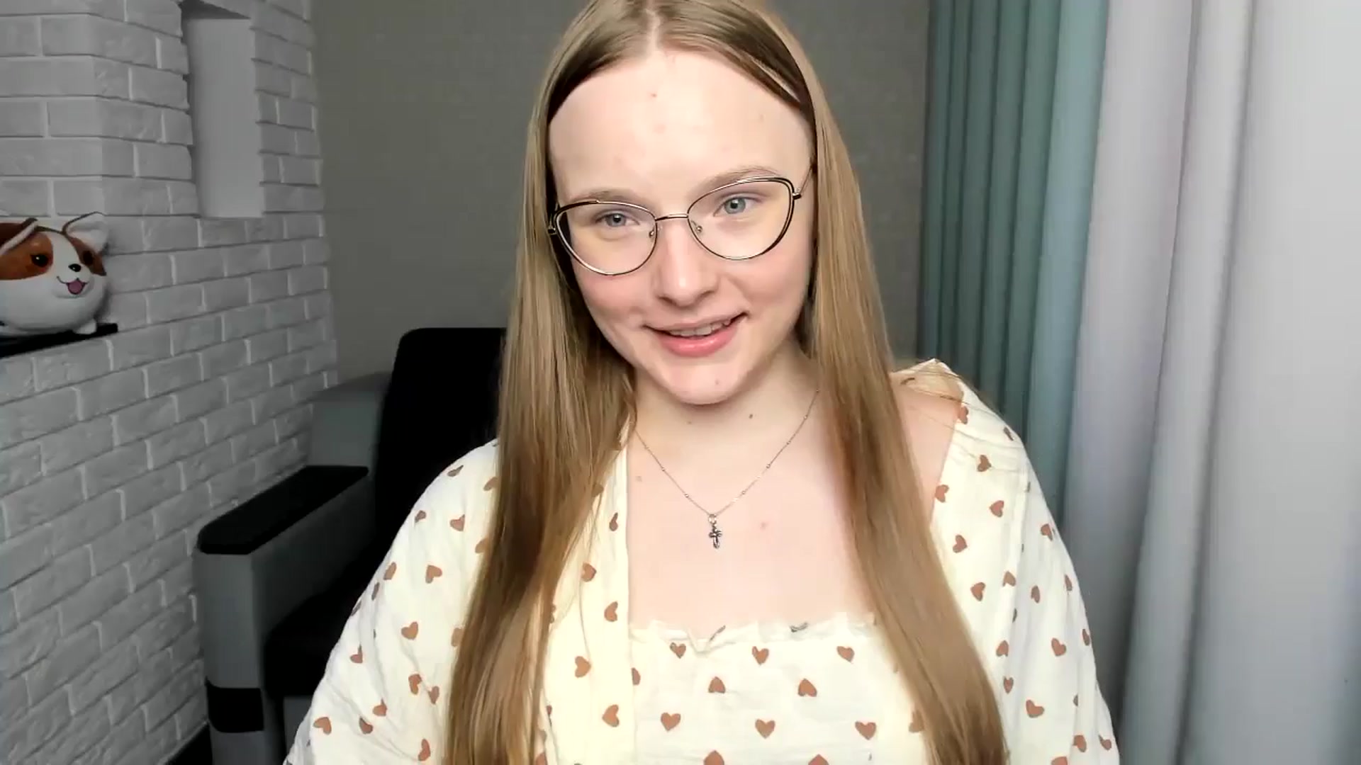 Gallery image thumbnail from Shy_Melany's myfreecams stream on, 08/23/2024, 16:12 image 6 of 20