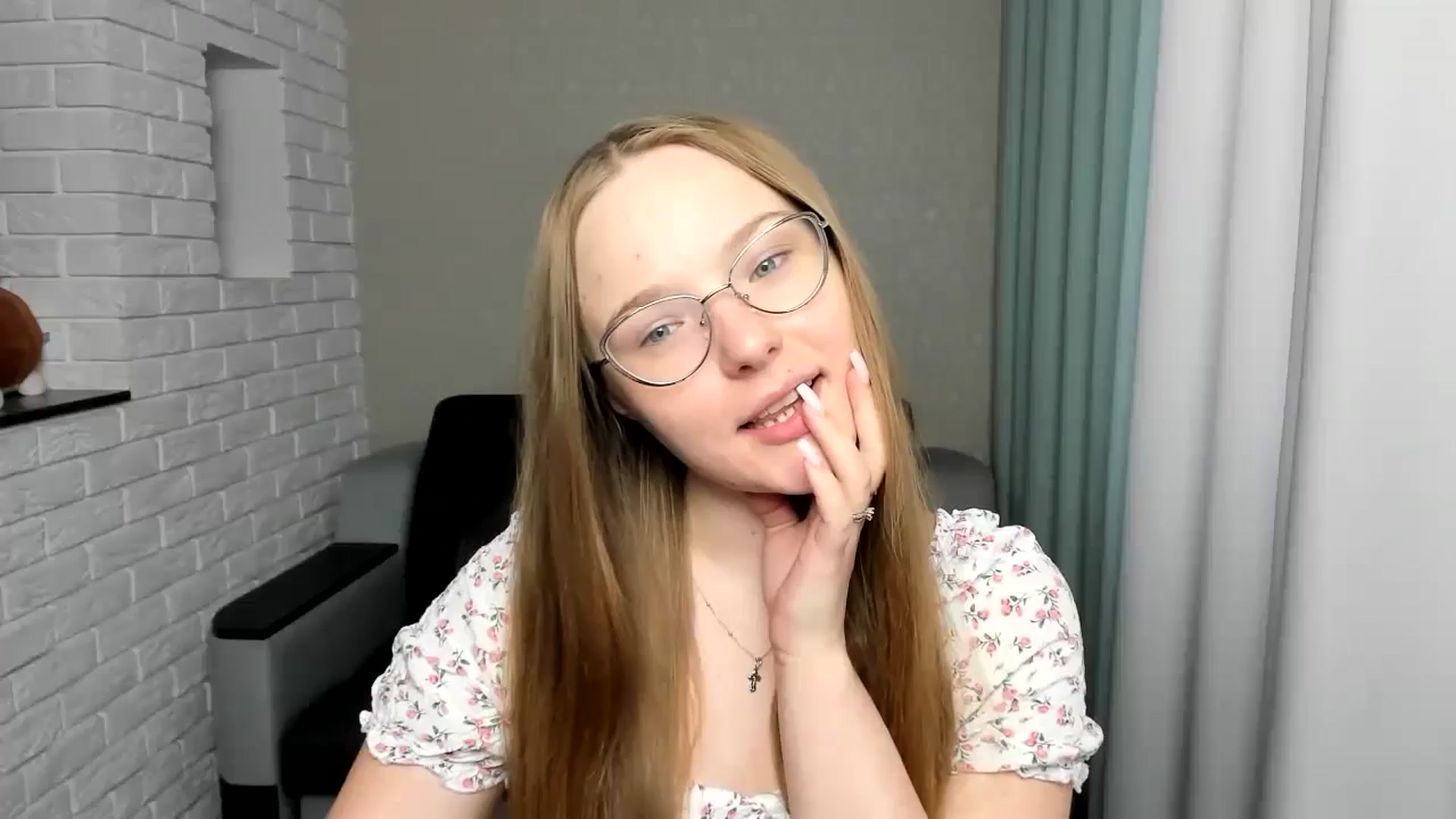 Gallery image thumbnail from Shy_Melany's myfreecams stream on, 08/30/2024, 12:11 image 1 of 20