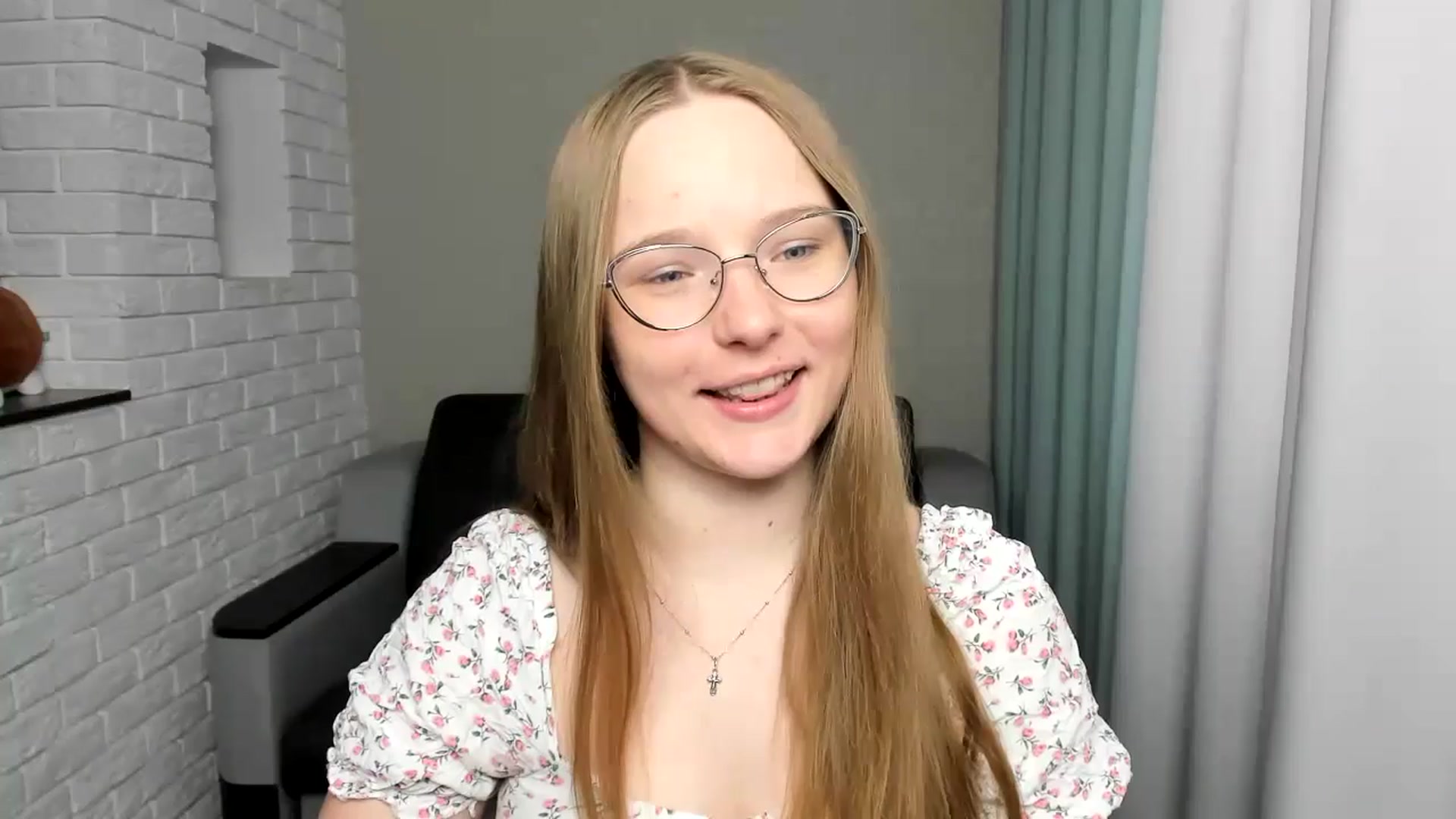 Gallery image thumbnail from Shy_Melany's myfreecams stream on, 08/30/2024, 12:11 image 17 of 20