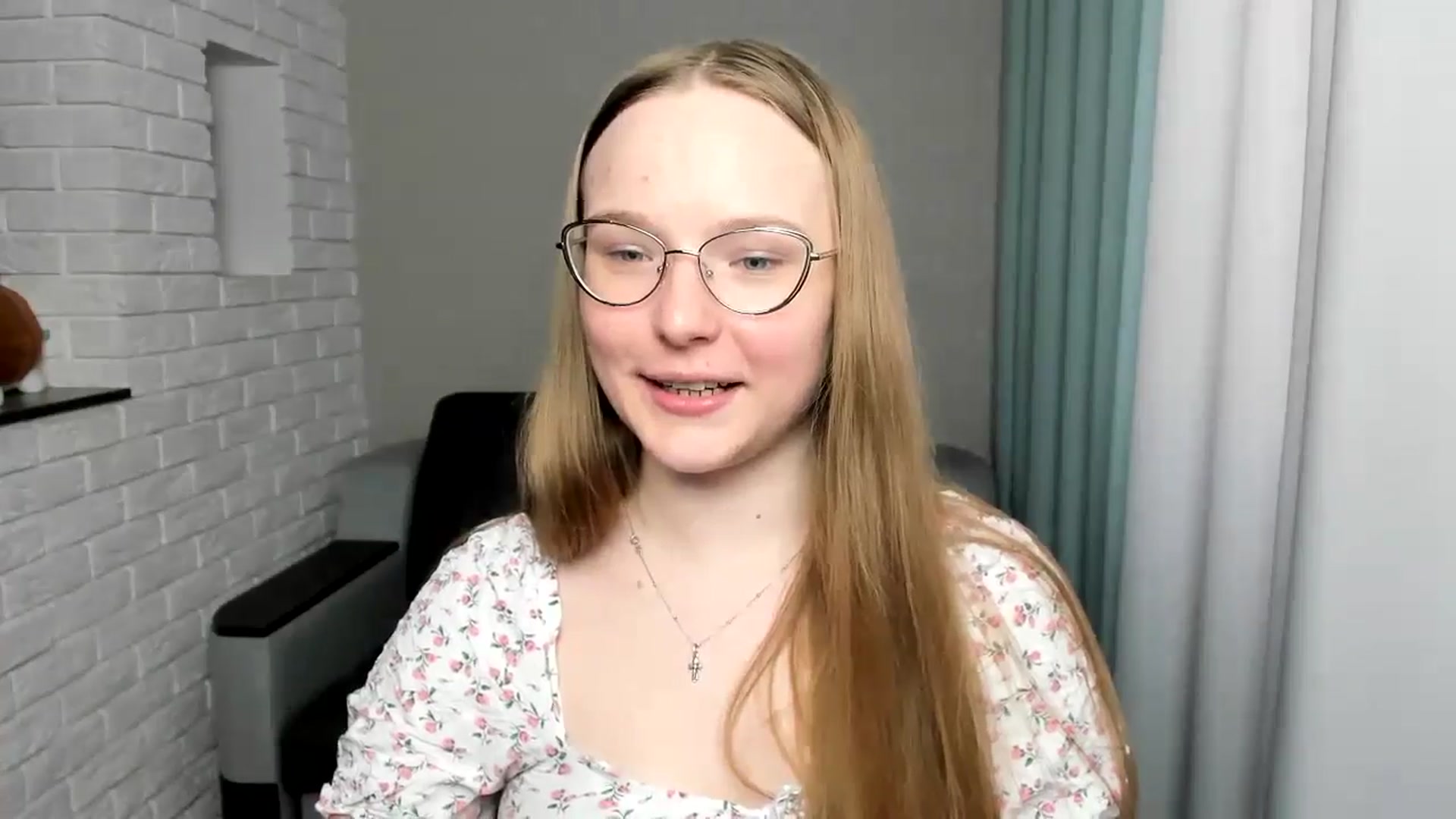 Gallery image thumbnail from Shy_Melany's myfreecams stream on, 08/30/2024, 13:09 image 10 of 20