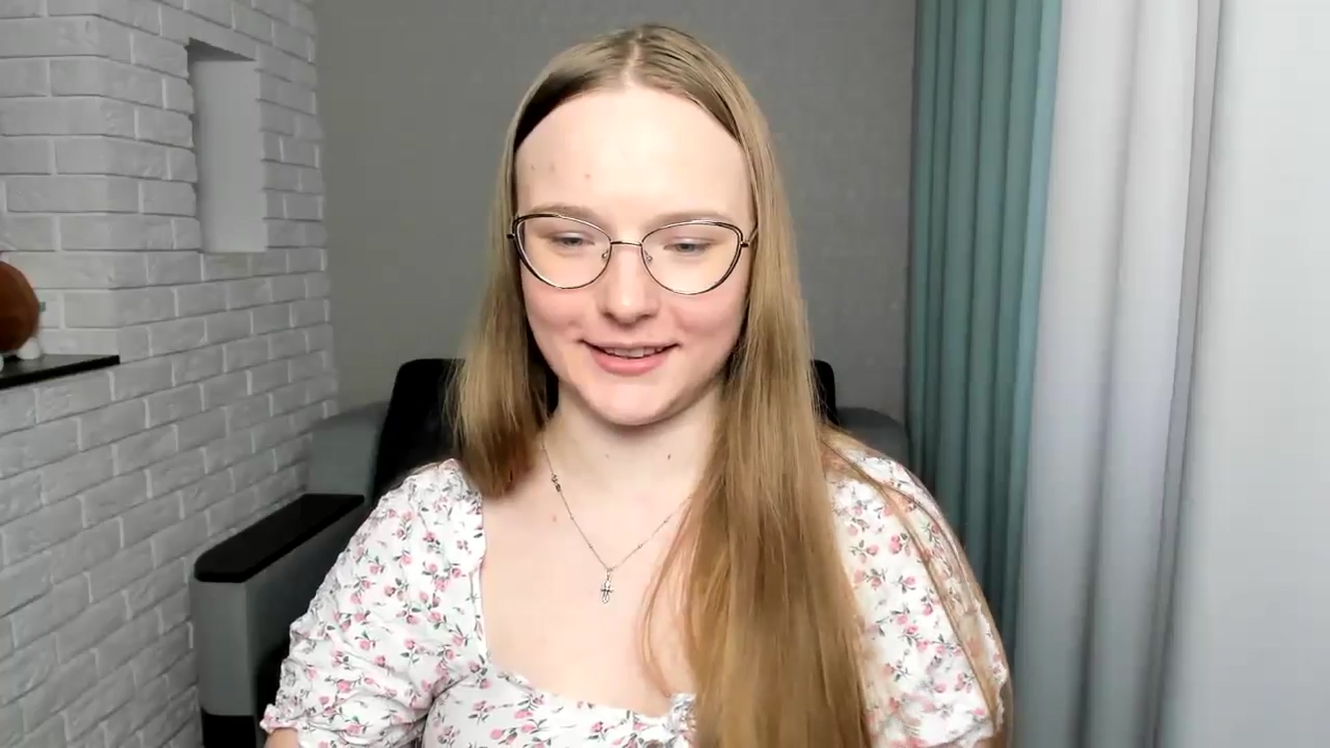 Gallery image thumbnail from Shy_Melany's myfreecams stream on, 08/30/2024, 13:09 image 13 of 20