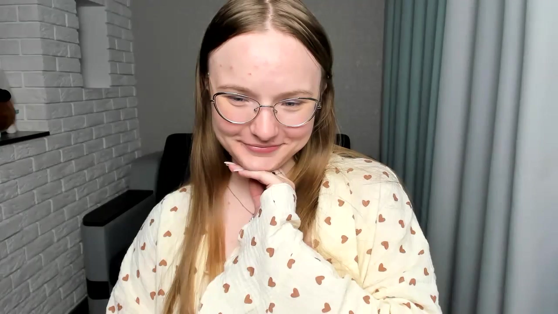 Gallery image thumbnail from Shy_Melany's myfreecams stream on, 08/30/2024, 21:59 image 14 of 20