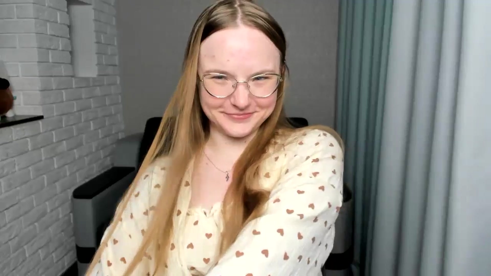Gallery image thumbnail from Shy_Melany's myfreecams stream on, 08/30/2024, 21:59 image 6 of 20