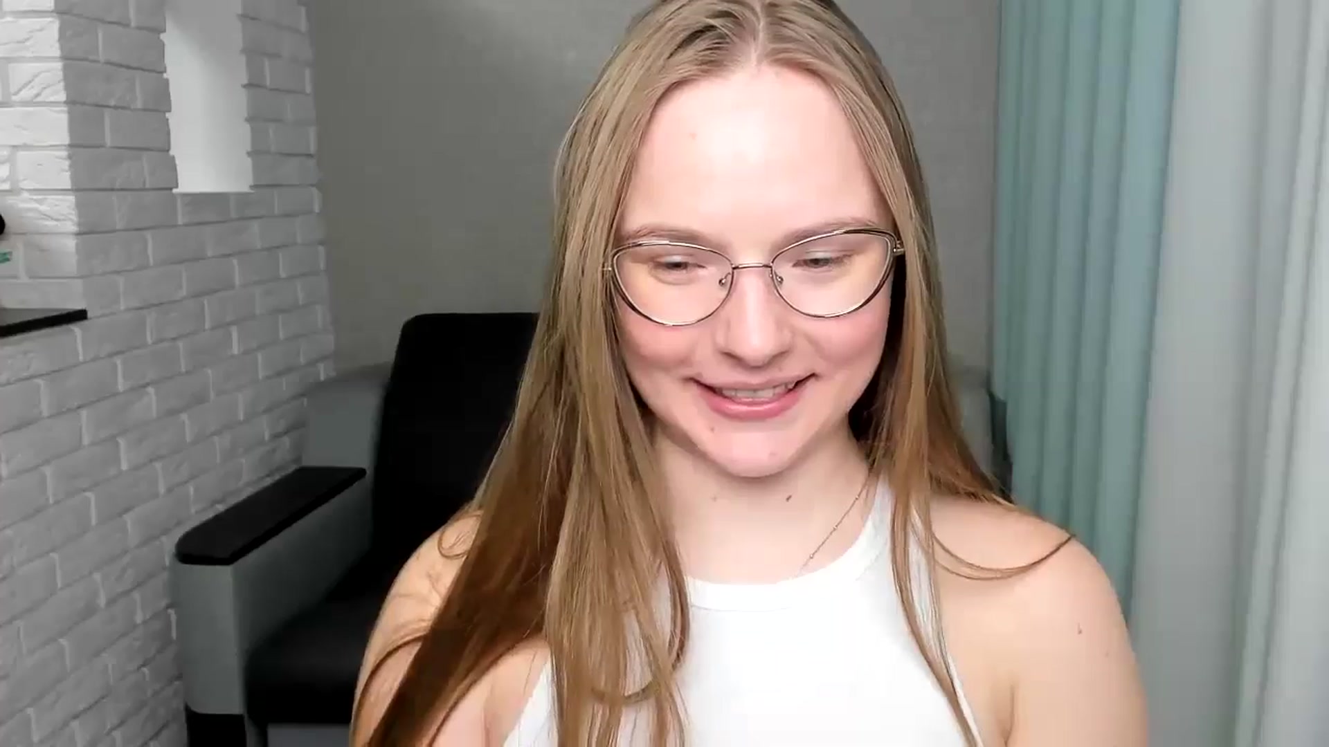 Gallery image thumbnail from Shy_Melany's myfreecams stream on, 09/09/2024, 20:27 image 20 of 20