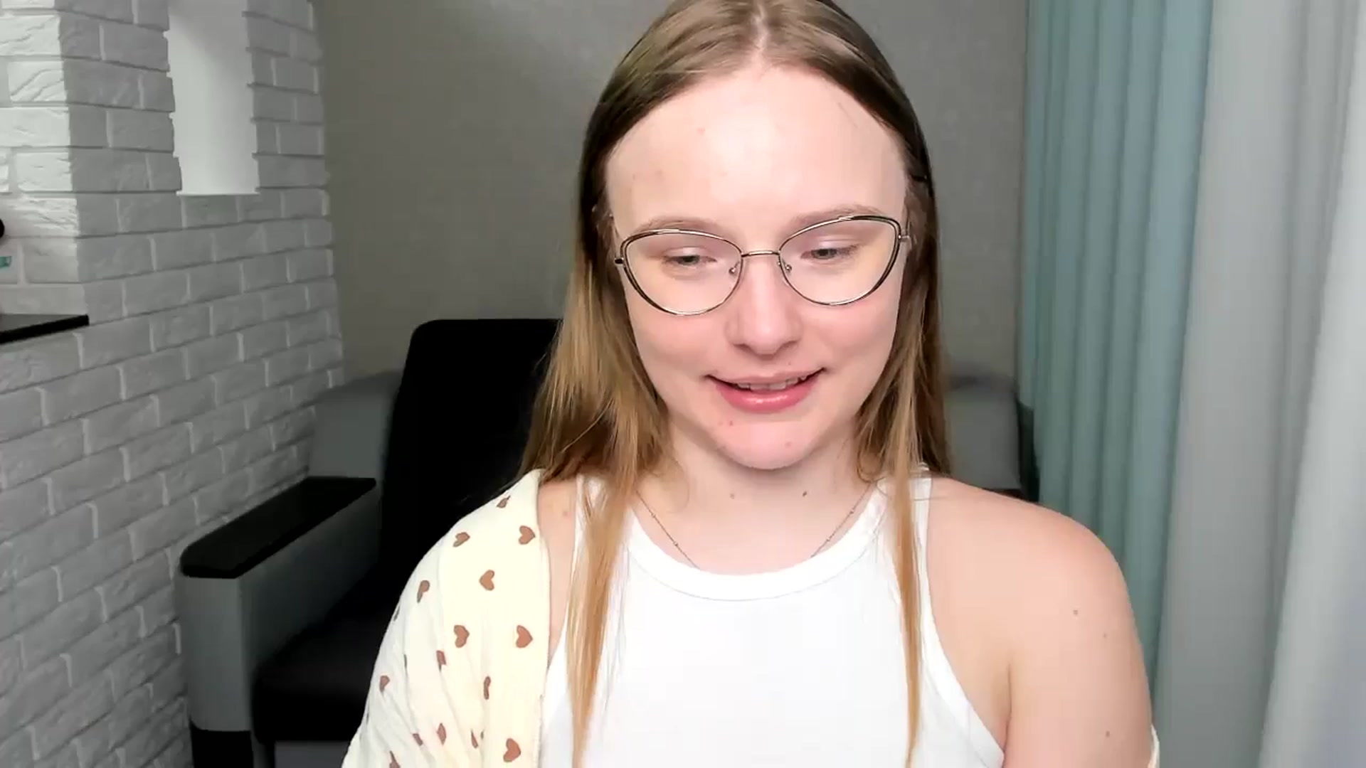 Gallery image thumbnail from Shy_Melany's myfreecams stream on, 09/09/2024, 22:03 image 9 of 20