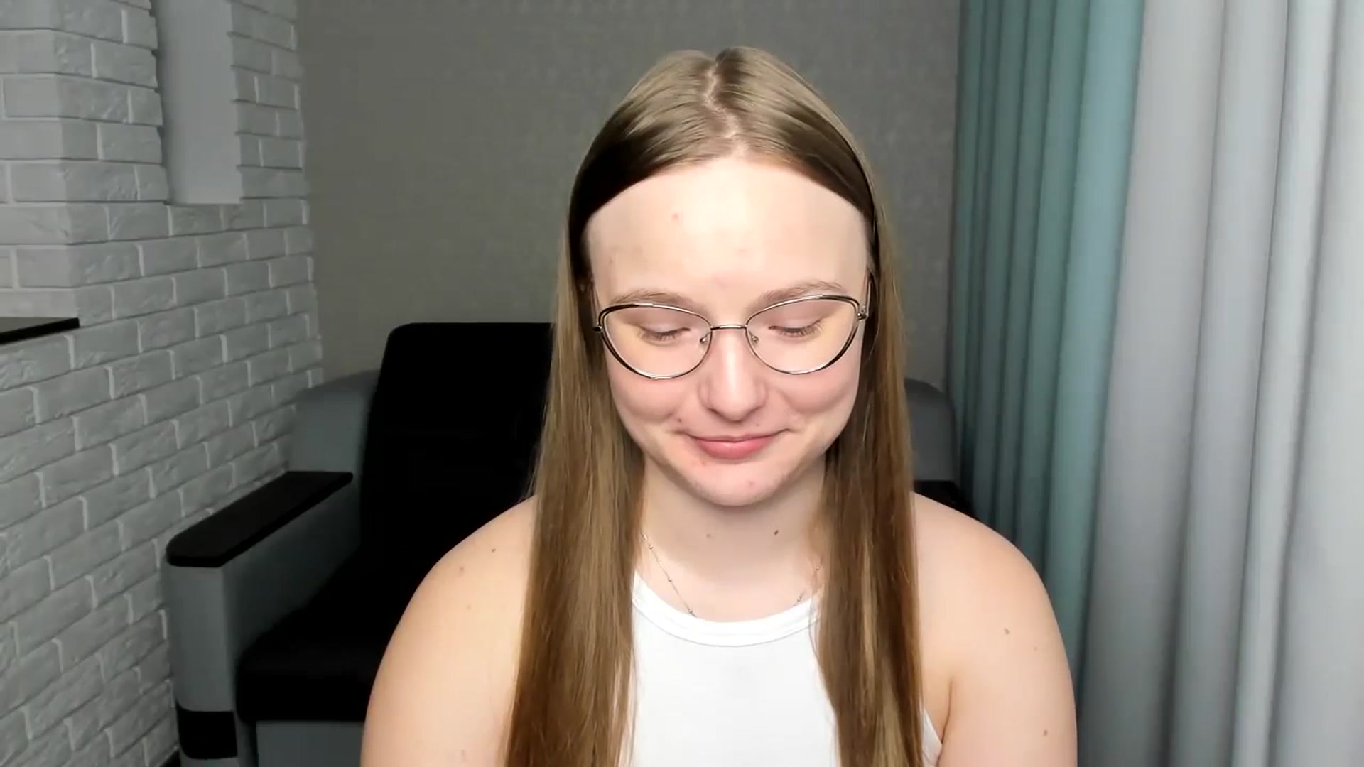 Gallery image thumbnail from Shy_Melany's myfreecams stream on, 09/12/2024, 13:54 image 7 of 20