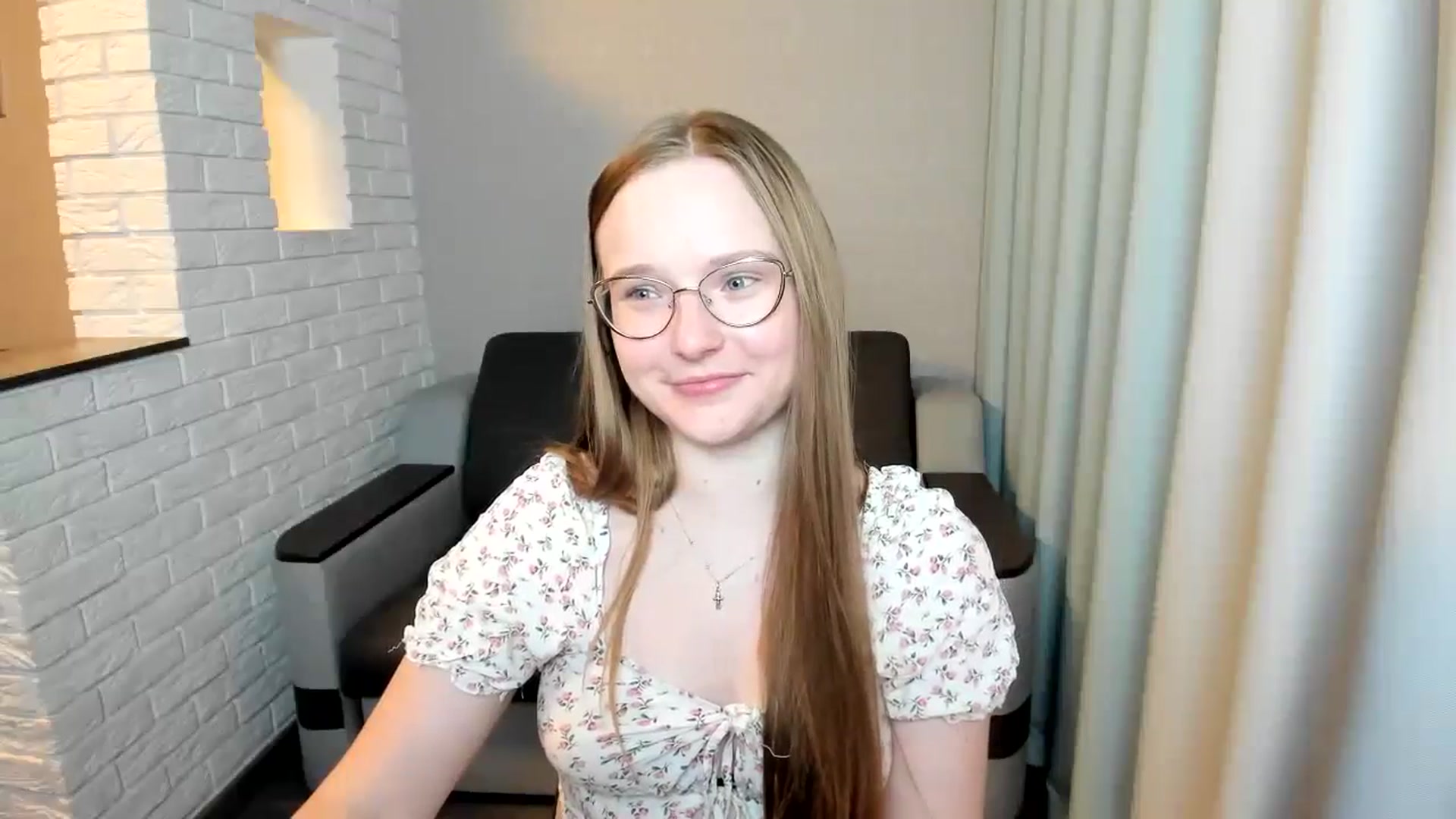 Gallery image thumbnail from Shy_Melany's myfreecams stream on, 09/14/2024, 19:21 image 9 of 20