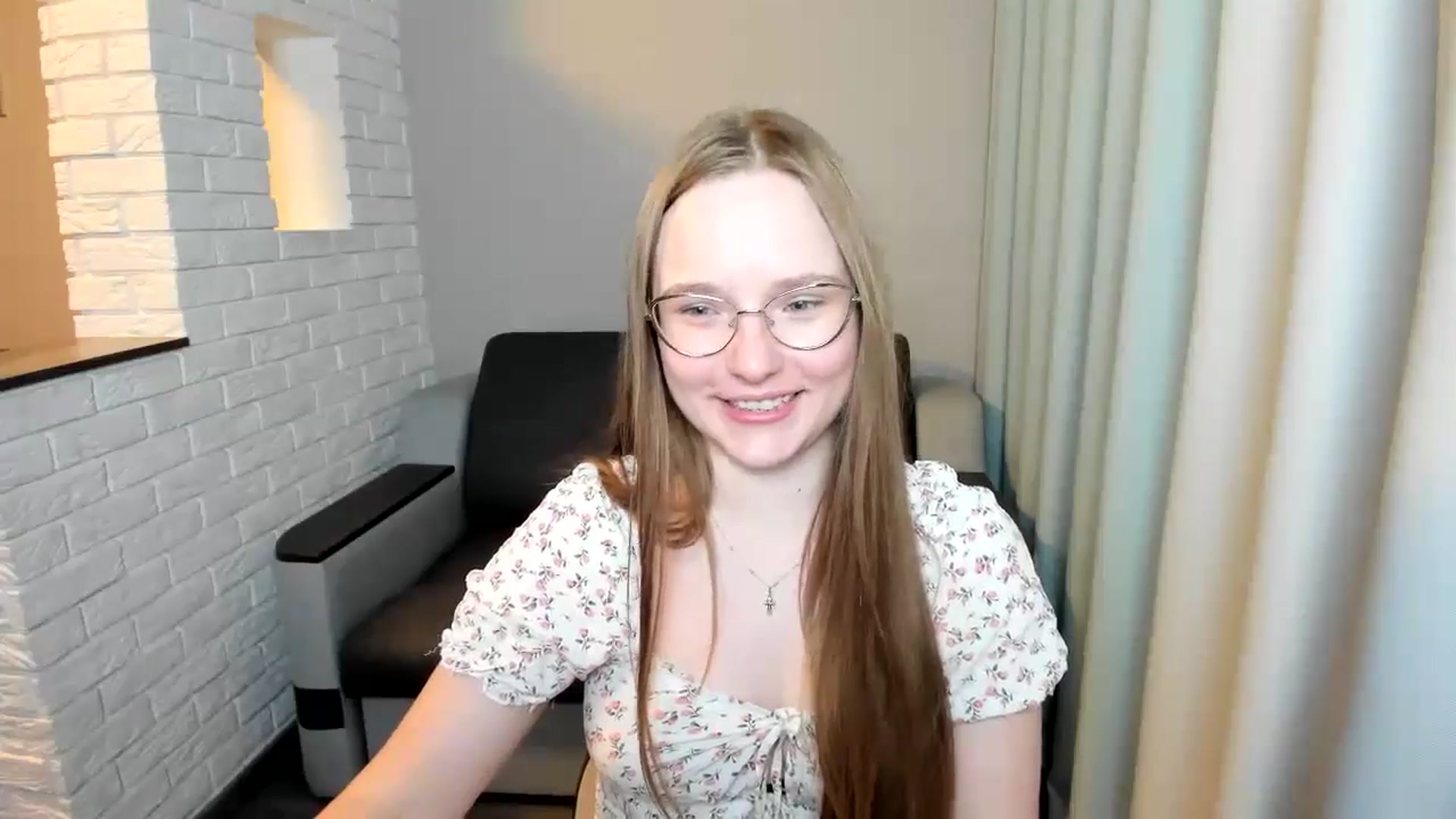Gallery image thumbnail from Shy_Melany's myfreecams stream on, 09/14/2024, 19:21 image 12 of 20
