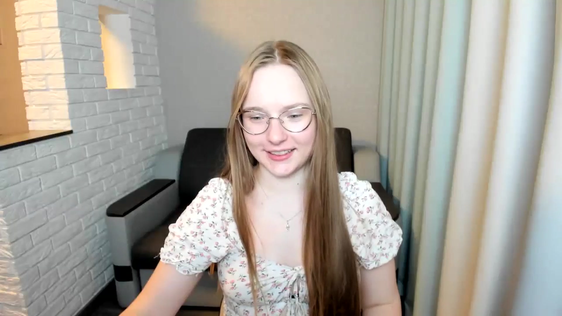 Gallery image thumbnail from Shy_Melany's myfreecams stream on, 09/14/2024, 19:21 image 3 of 20