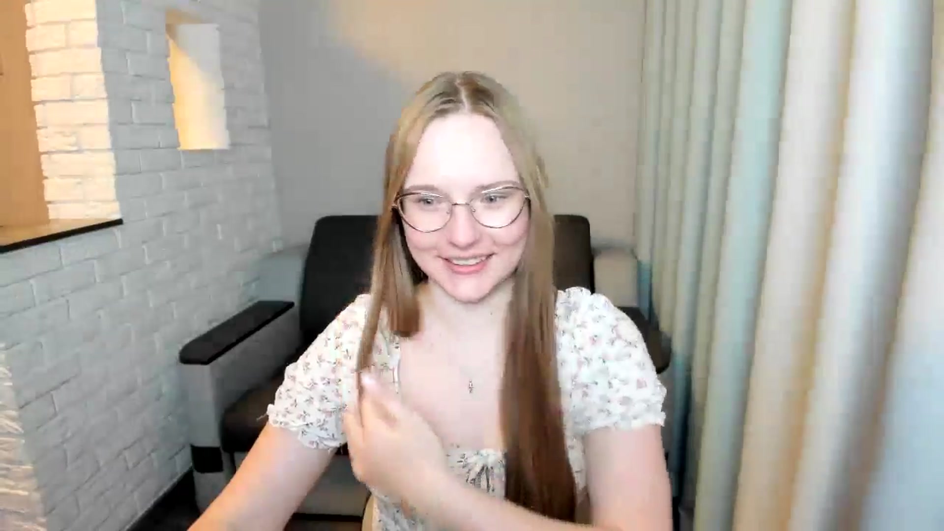 Gallery image thumbnail from Shy_Melany's myfreecams stream on, 09/14/2024, 19:21 image 7 of 20