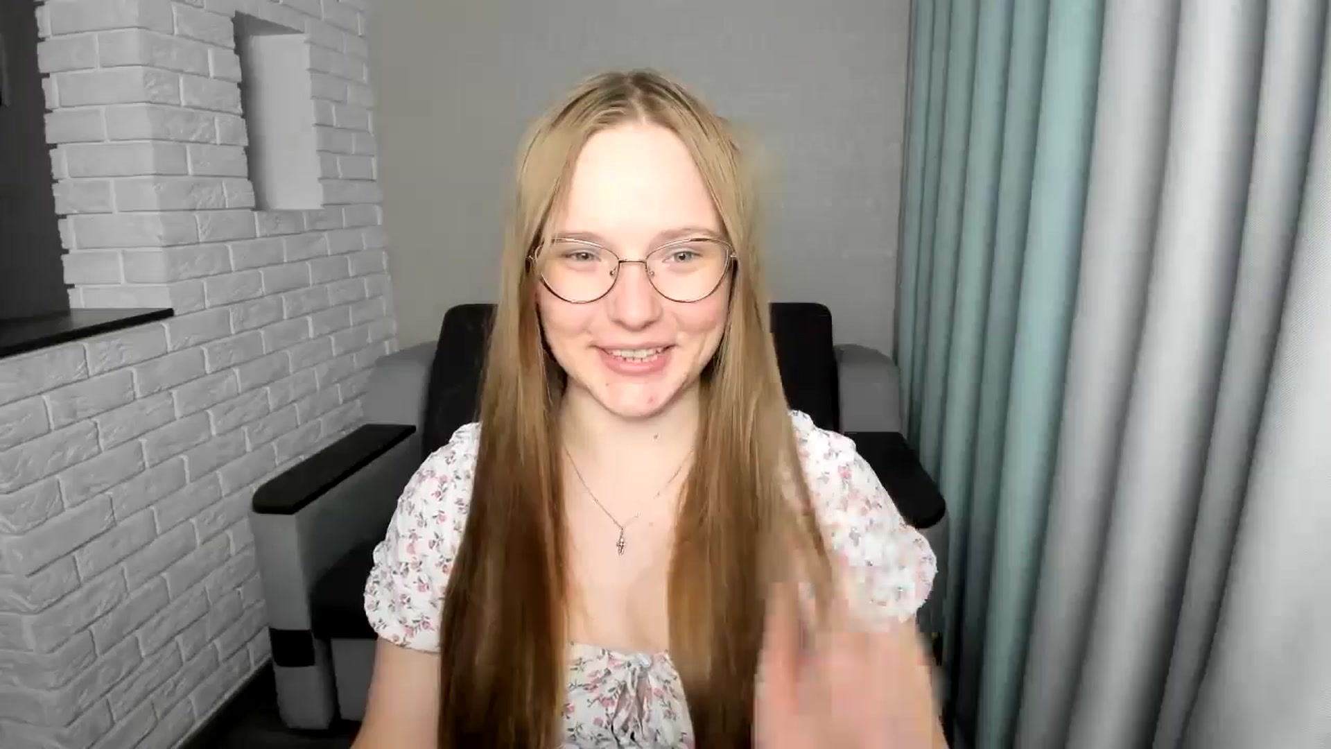 Gallery image thumbnail from Shy_Melany's myfreecams stream on, 09/15/2024, 19:06 image 15 of 20