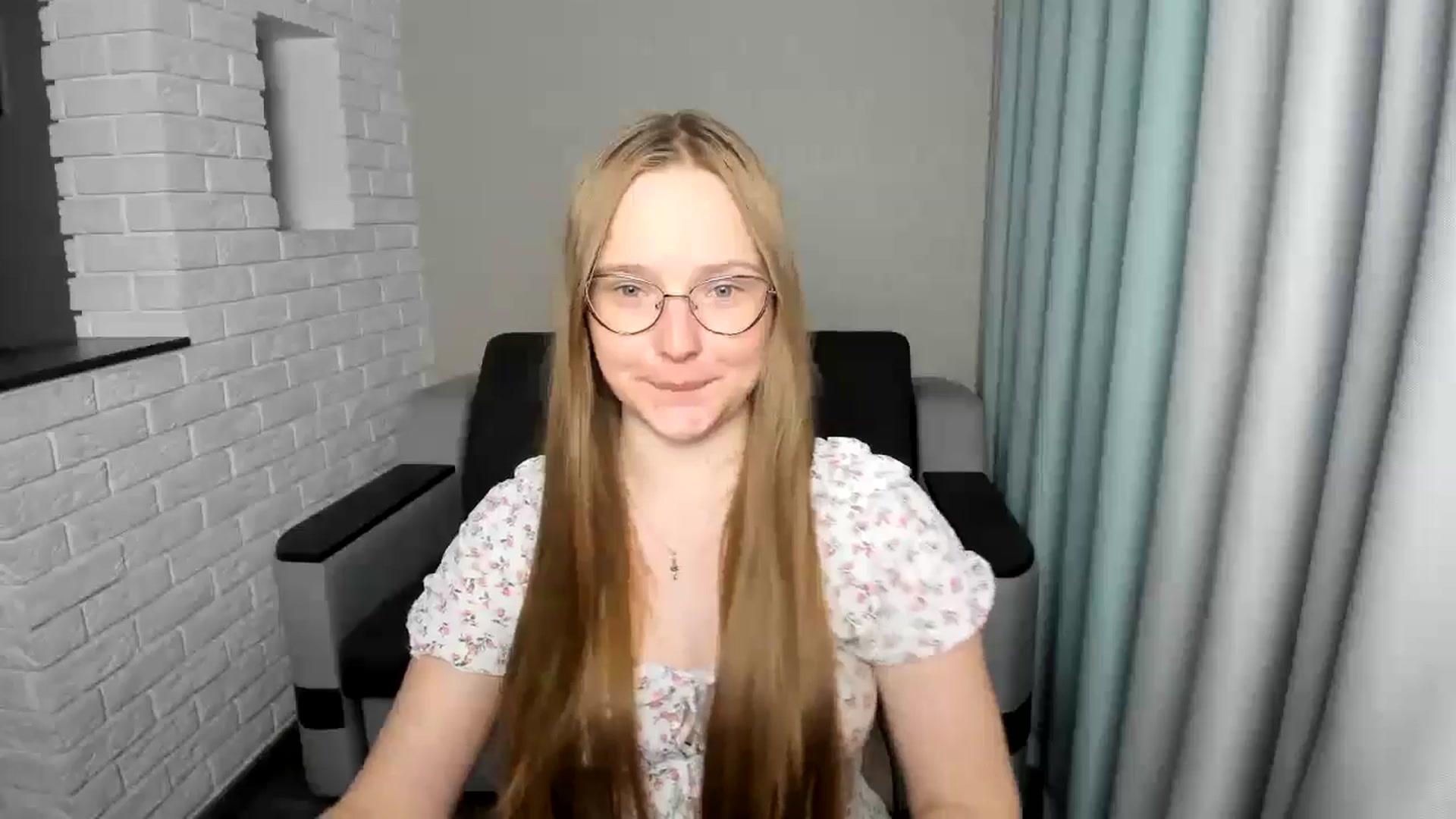 Gallery image thumbnail from Shy_Melany's myfreecams stream on, 09/15/2024, 19:06 image 9 of 20