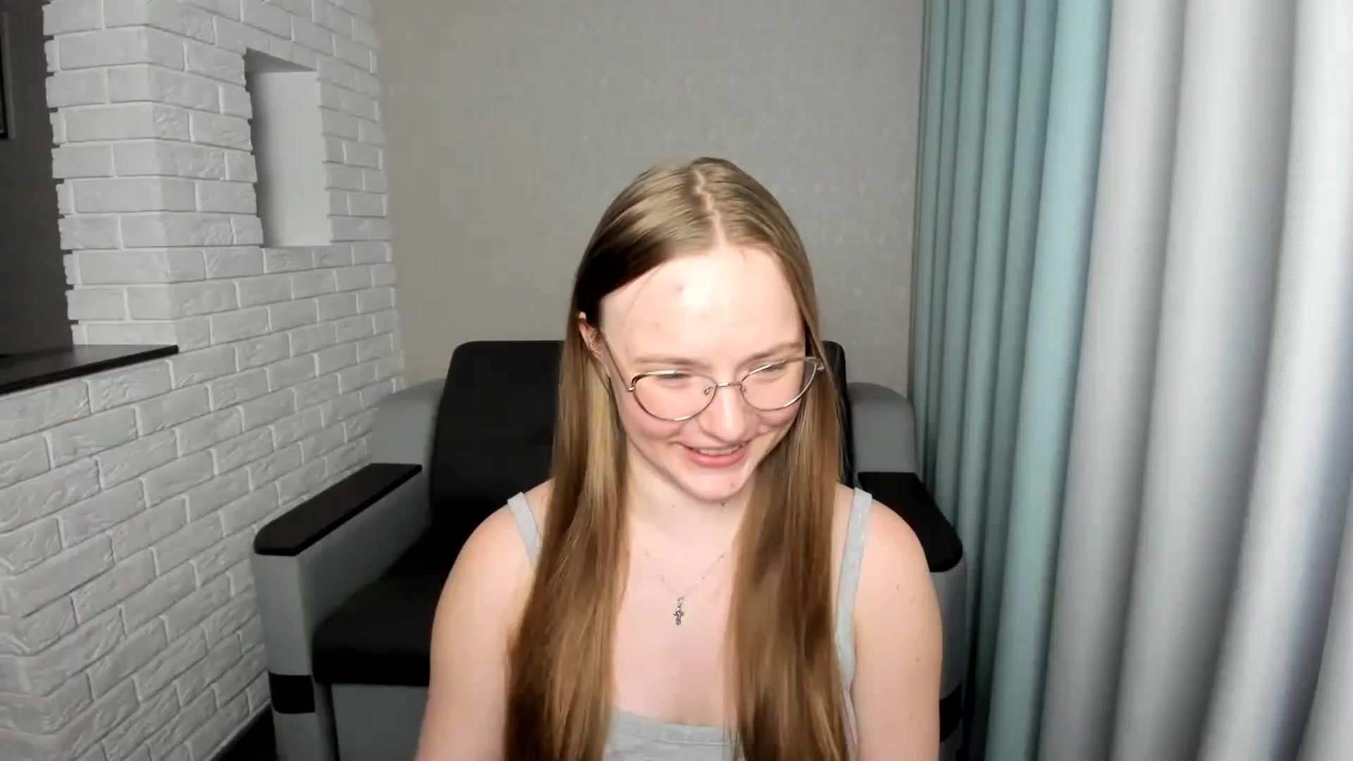 Gallery image thumbnail from Shy_Melany's myfreecams stream on, 09/19/2024, 14:41 image 1 of 20