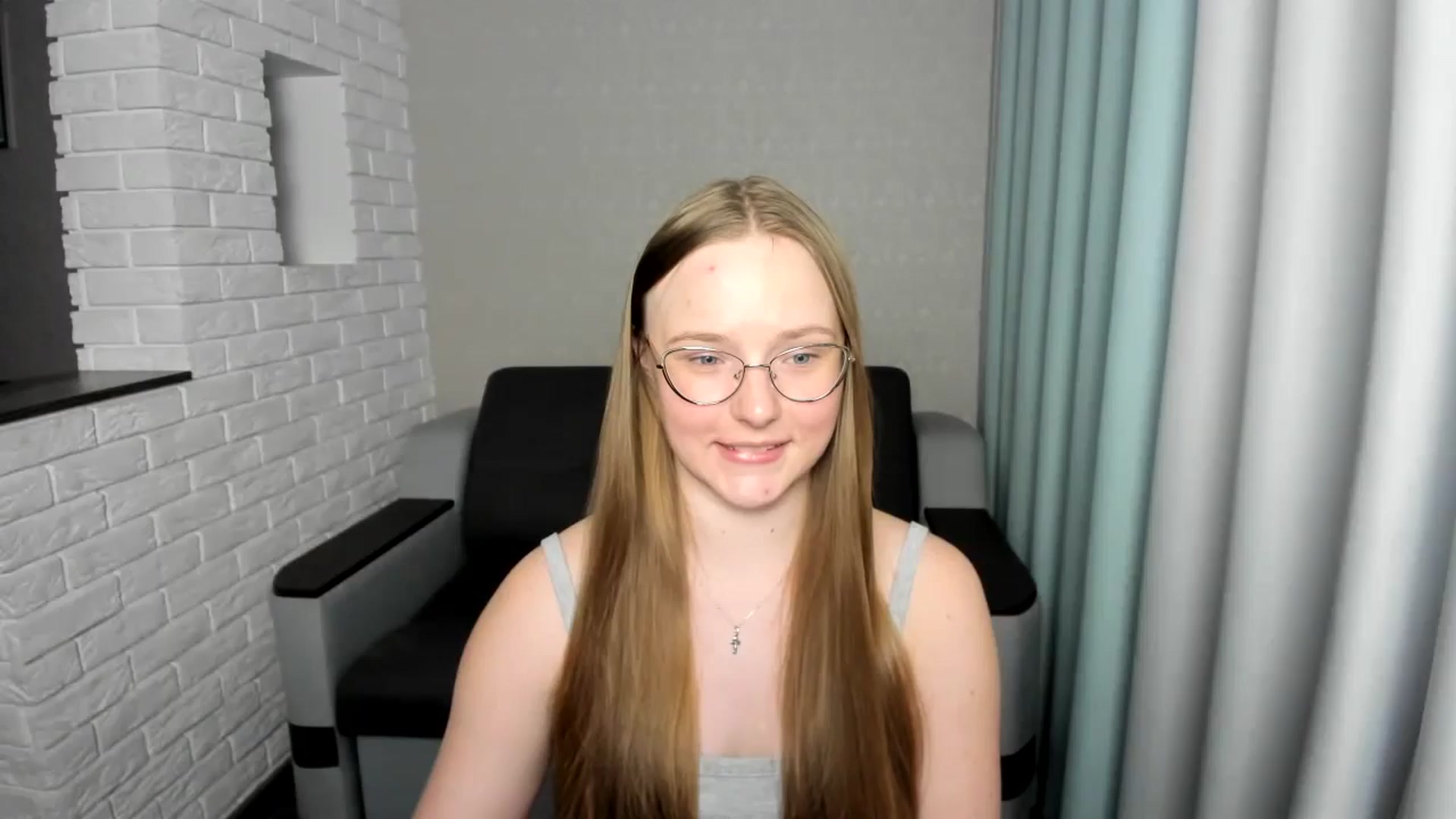 Gallery image thumbnail from Shy_Melany's myfreecams stream on, 09/19/2024, 14:41 image 11 of 20
