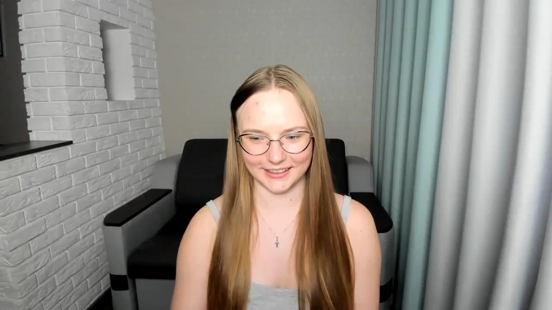 Gallery image thumbnail from Shy_Melany's myfreecams stream on, 09/19/2024, 14:41 image 3 of 20