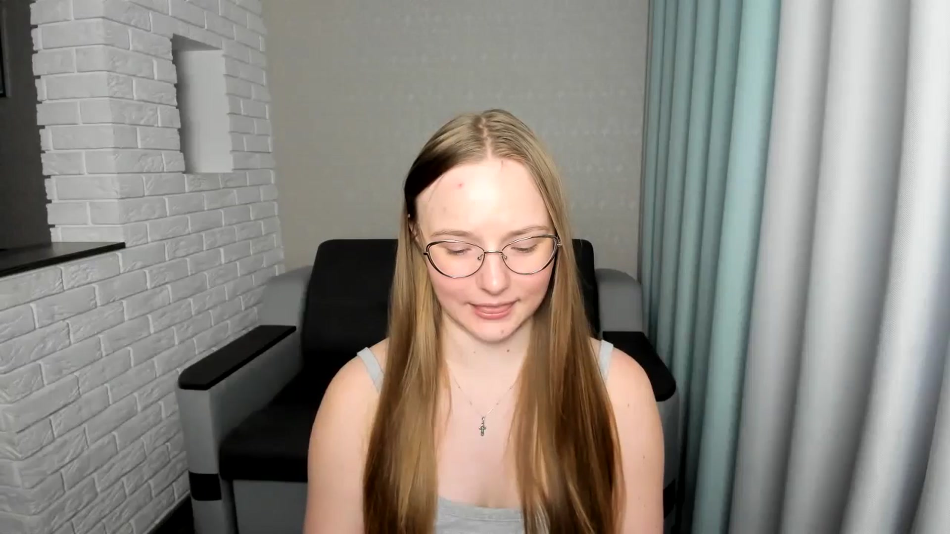 Gallery image thumbnail from Shy_Melany's myfreecams stream on, 09/19/2024, 14:41 image 2 of 20