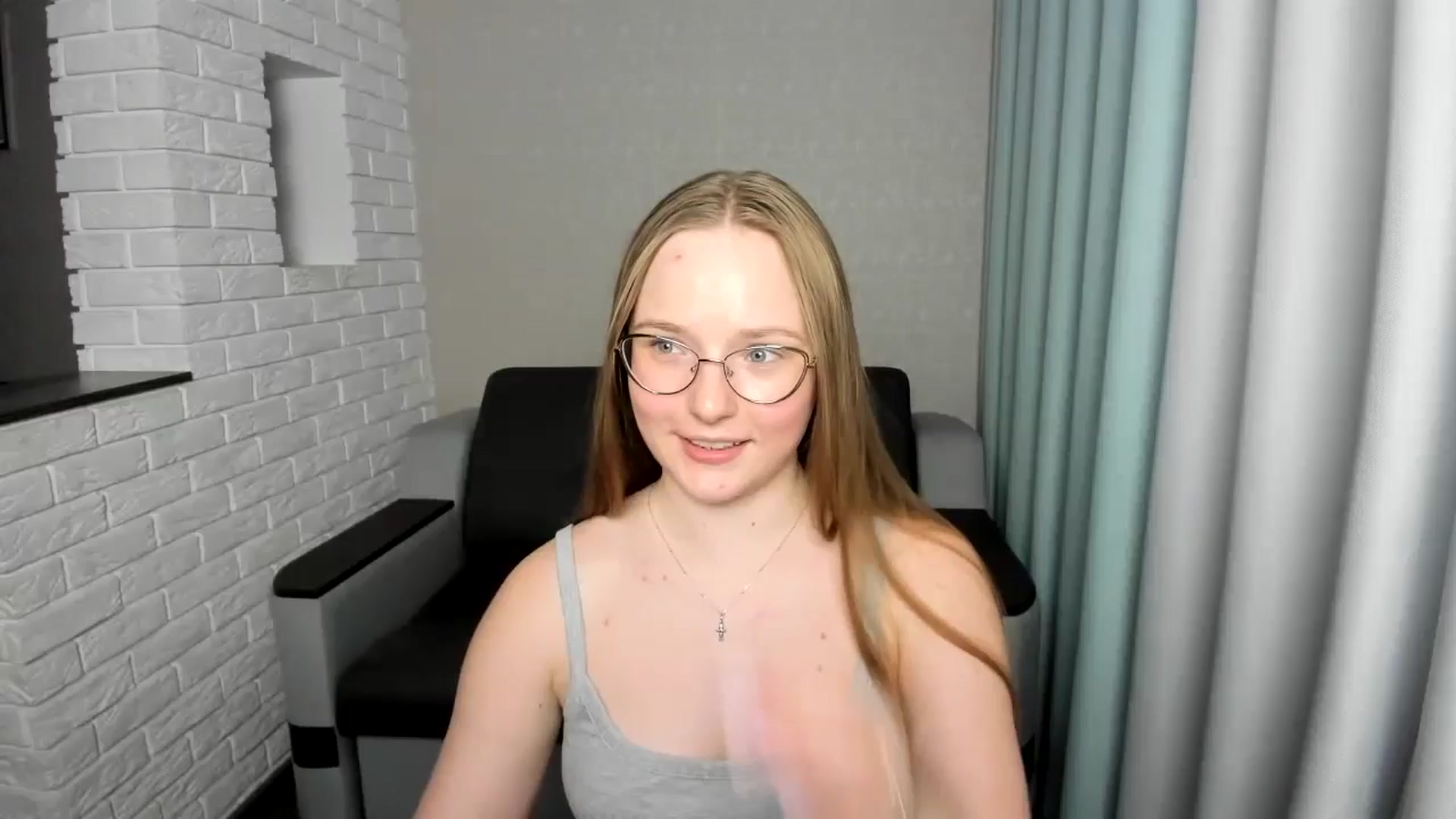 Gallery image thumbnail from Shy_Melany's myfreecams stream on, 09/19/2024, 14:41 image 19 of 20