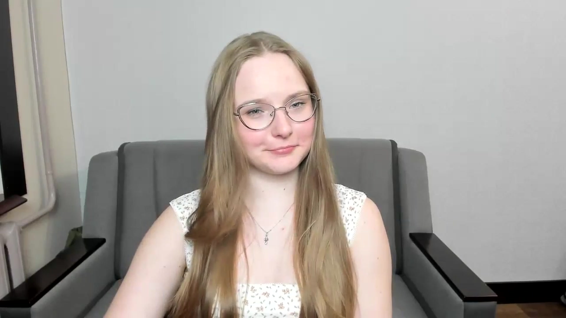 Gallery image thumbnail from Shy_Melany's myfreecams stream on, 09/22/2024, 20:01 image 5 of 20