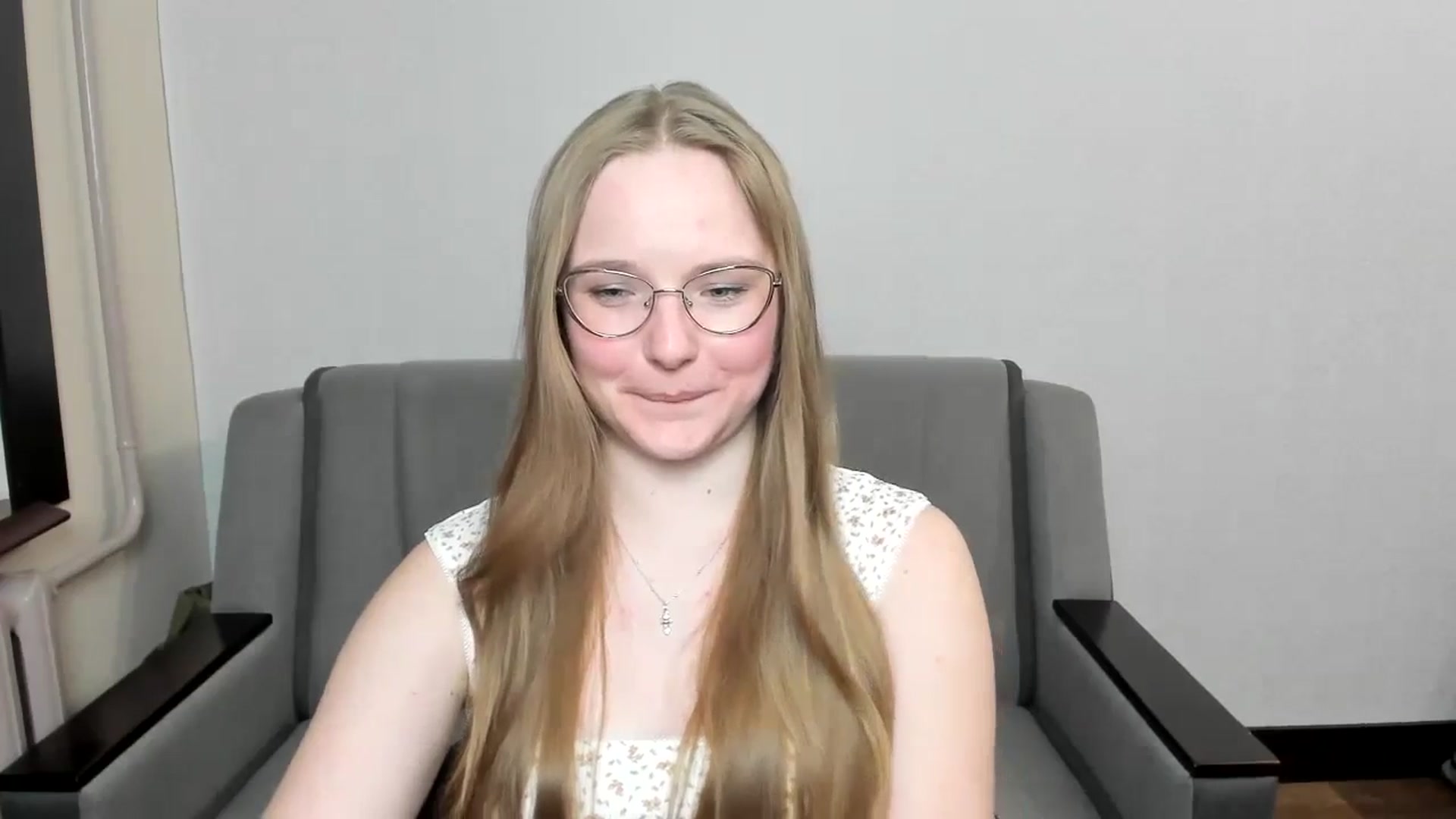 Gallery image thumbnail from Shy_Melany's myfreecams stream on, 09/22/2024, 20:01 image 4 of 20