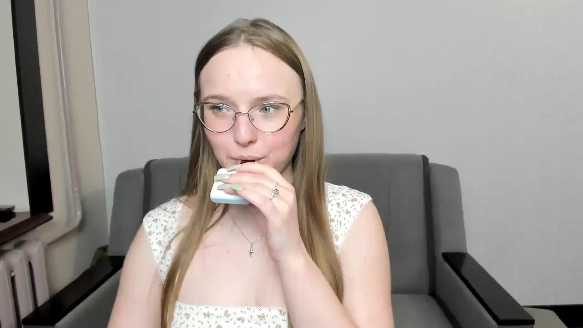 Gallery image thumbnail from Shy_Melany's myfreecams stream on, 09/29/2024, 20:36 image 9 of 20