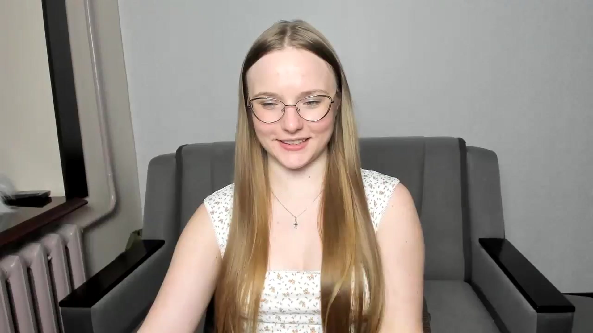 Gallery image thumbnail from Shy_Melany's myfreecams stream on, 09/30/2024, 01:15 image 16 of 20
