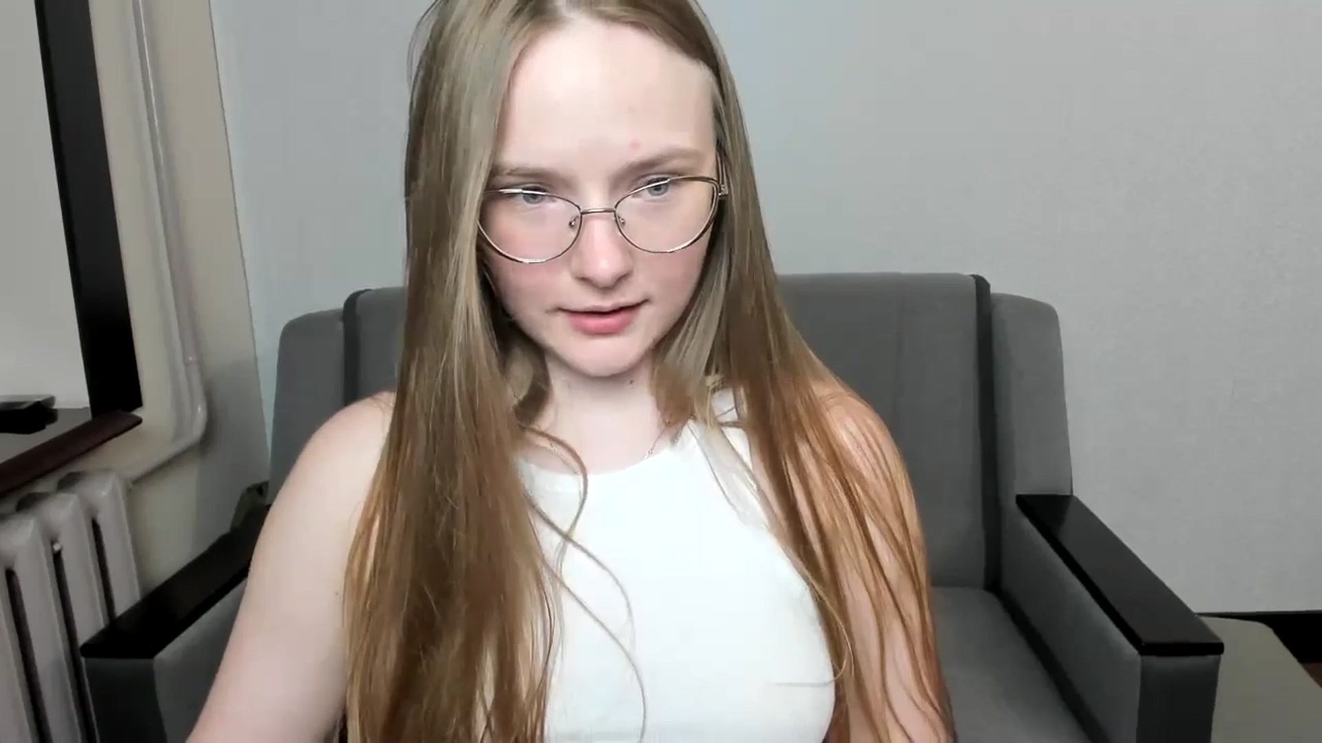 Gallery image thumbnail from Shy_Melany's myfreecams stream on, 09/30/2024, 16:23 image 14 of 20