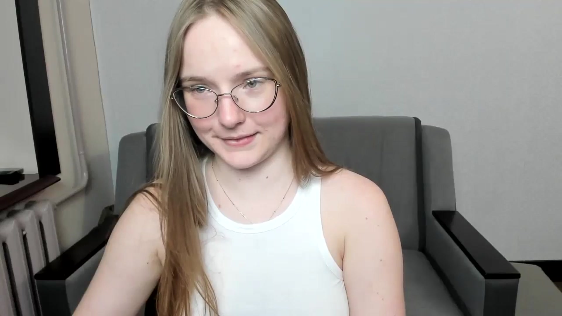 Gallery image thumbnail from Shy_Melany's myfreecams stream on, 09/30/2024, 16:23 image 17 of 20