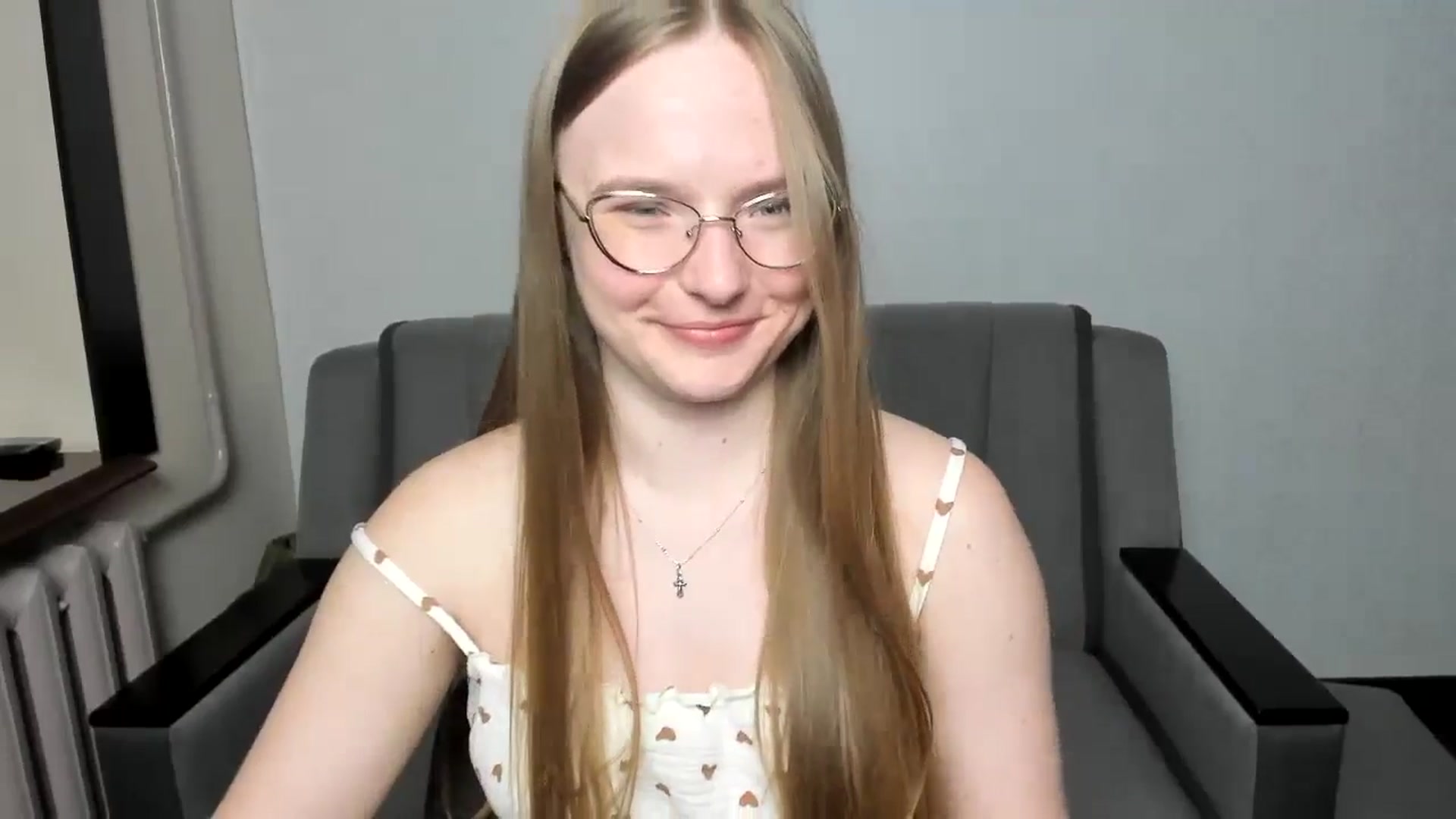 Gallery image thumbnail from Shy_Melany's myfreecams stream on, 09/30/2024, 19:43 image 6 of 20