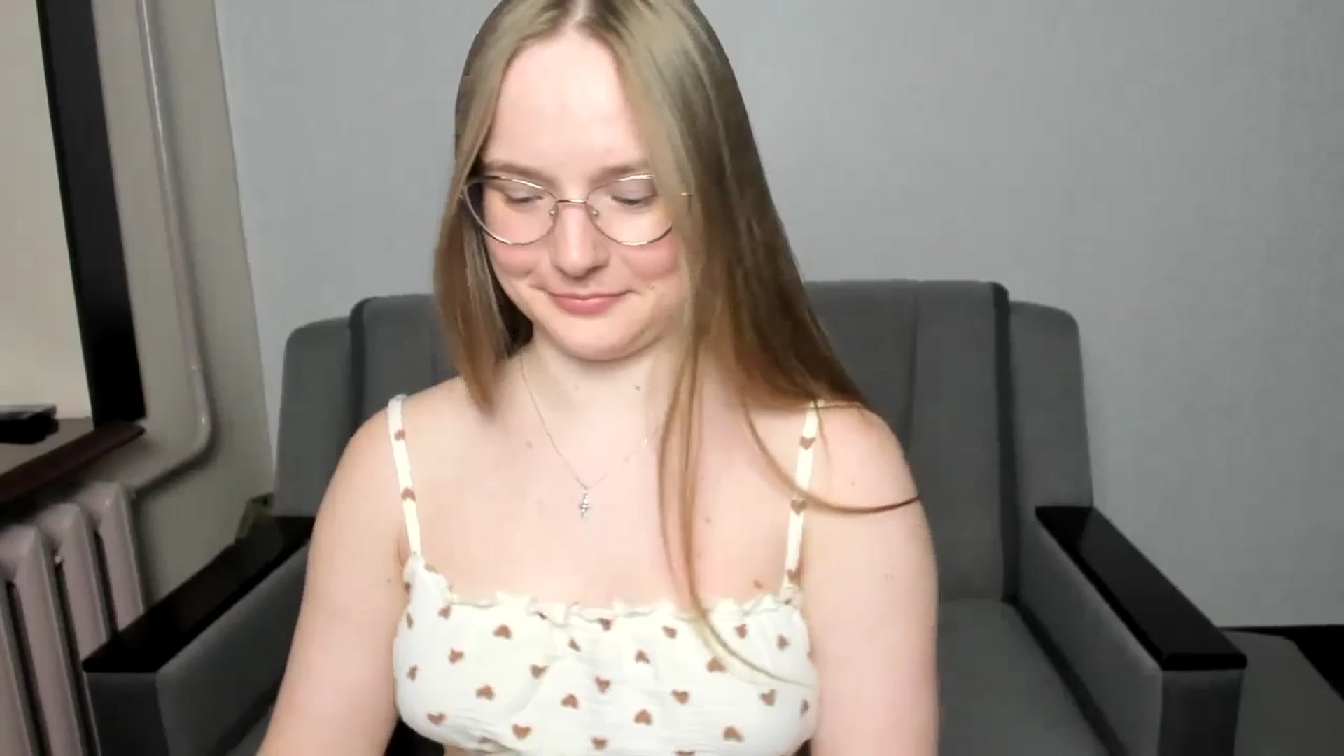 Gallery image thumbnail from Shy_Melany's myfreecams stream on, 09/30/2024, 22:25 image 13 of 20
