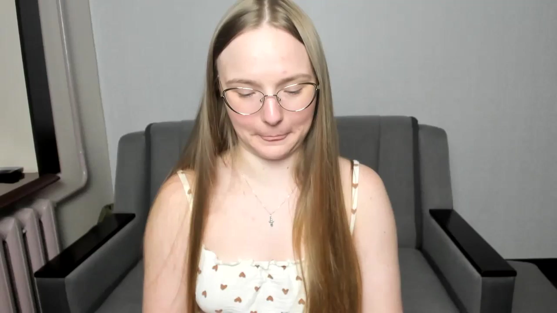 Gallery image thumbnail from Shy_Melany's myfreecams stream on, 09/30/2024, 22:25 image 7 of 20