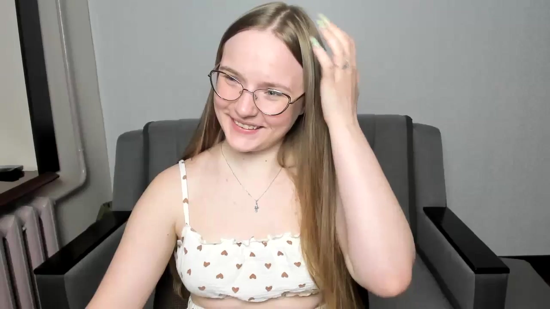 Gallery image thumbnail from Shy_Melany's myfreecams stream on, 09/30/2024, 22:25 image 6 of 20